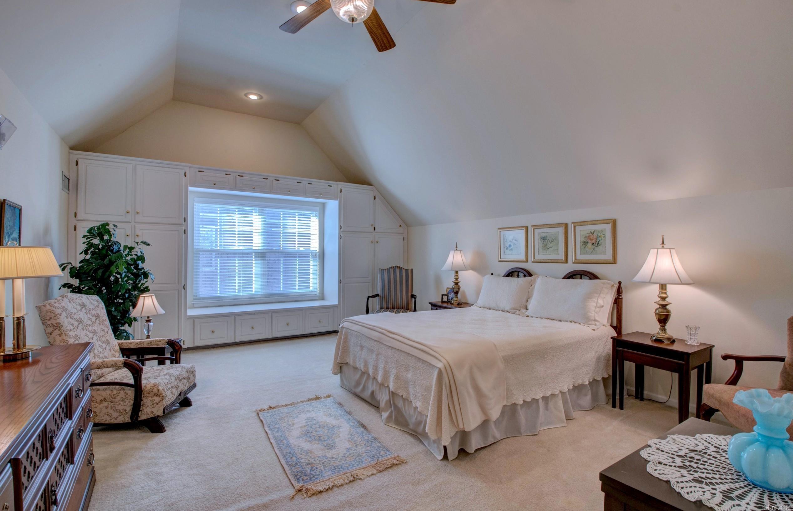 ST CHARLES ADDN - Residential