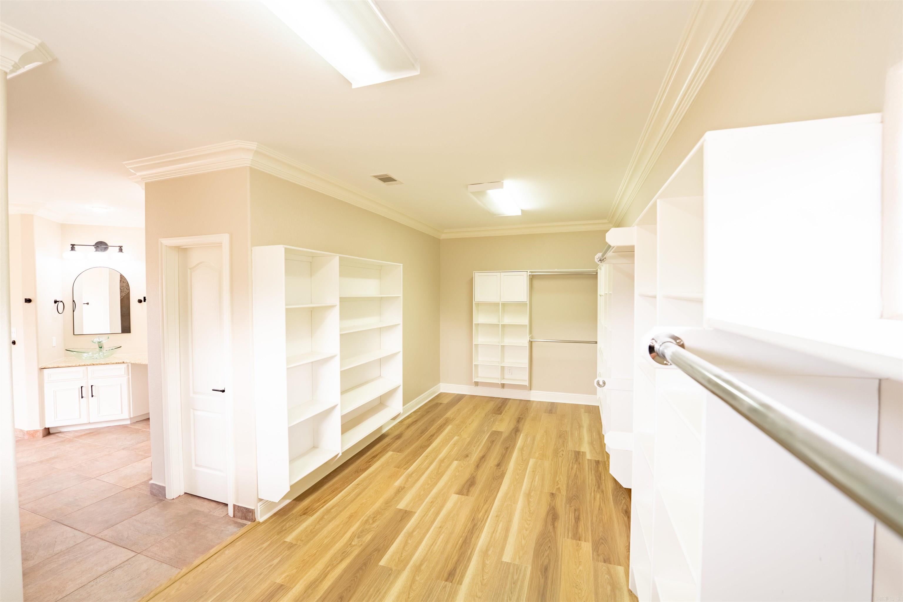 HURRICANE LAKE EST - Residential