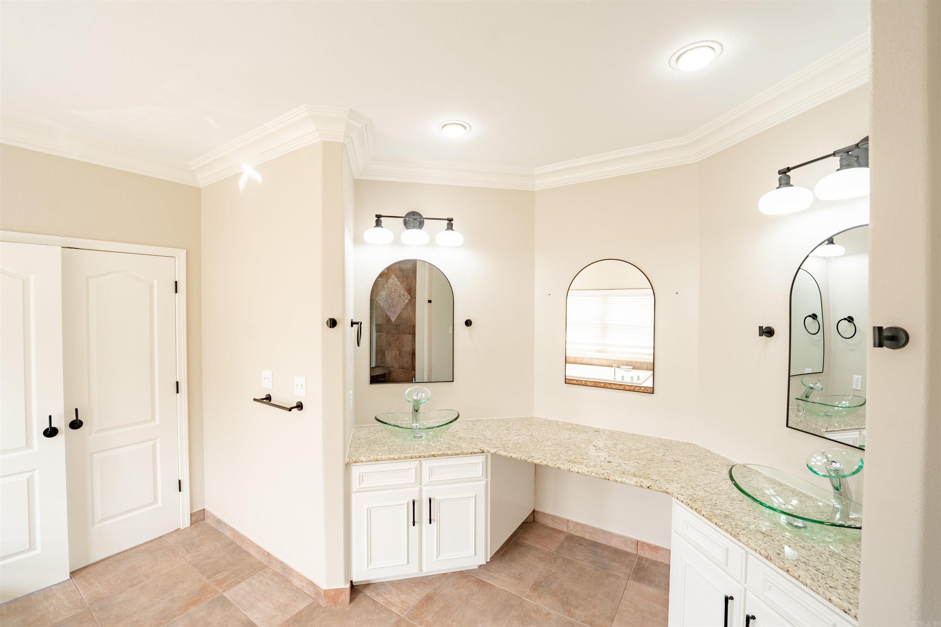 HURRICANE LAKE EST - Residential