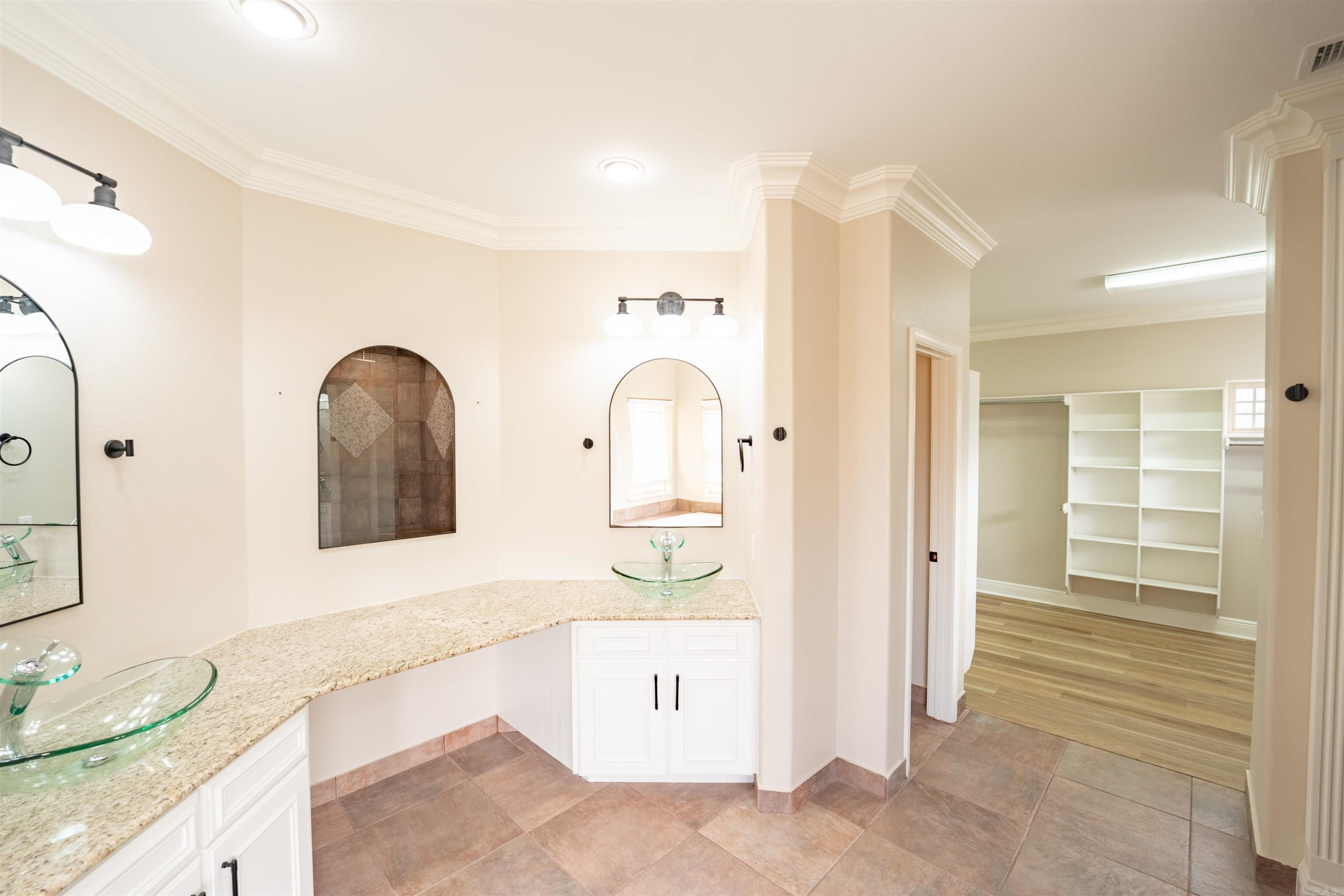 HURRICANE LAKE EST - Residential