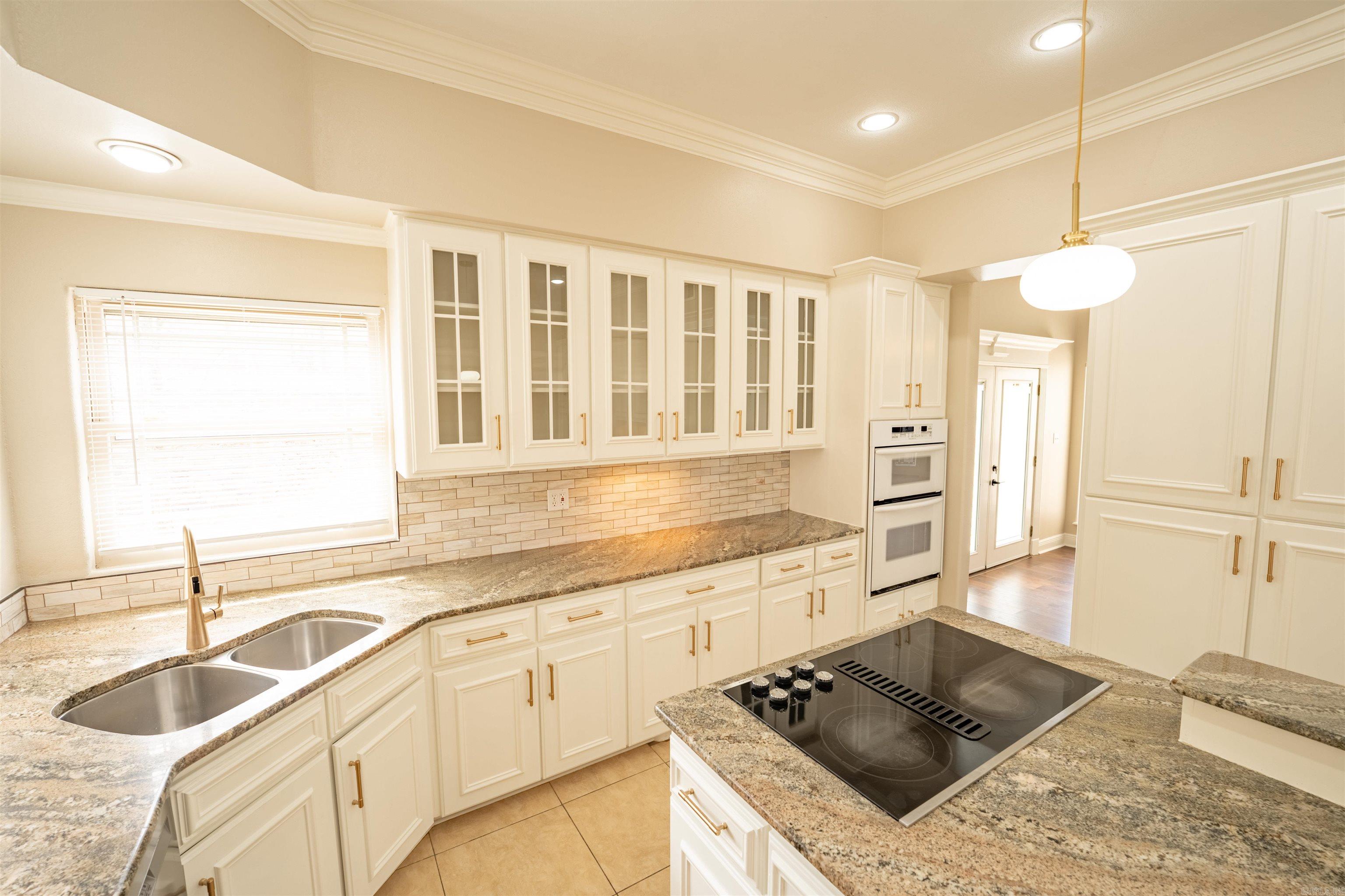 HURRICANE LAKE EST - Residential