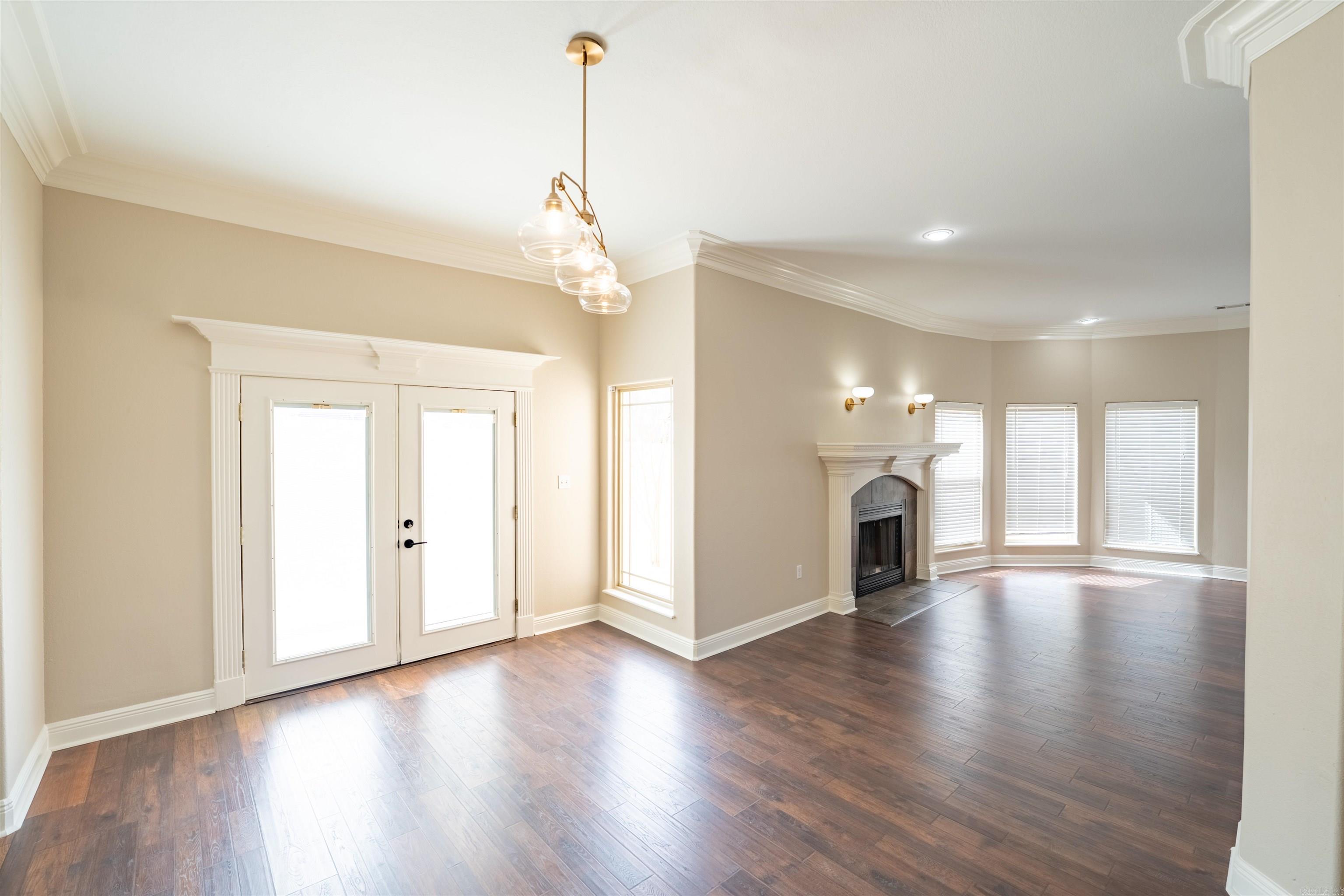 HURRICANE LAKE EST - Residential