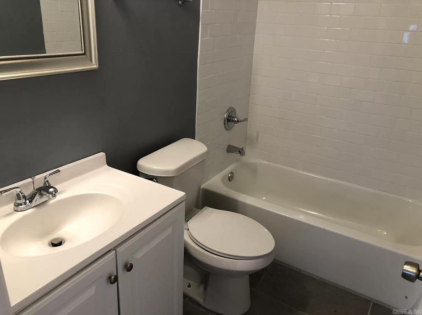 West - Residential Lease