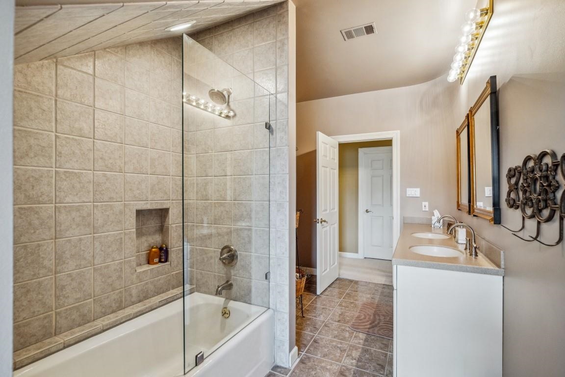 Ridge Point - Residential