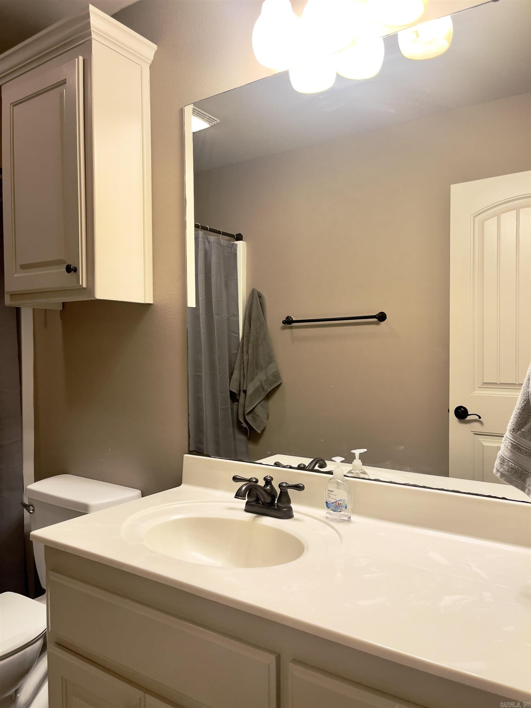 STONEHENGE PLACE - Residential