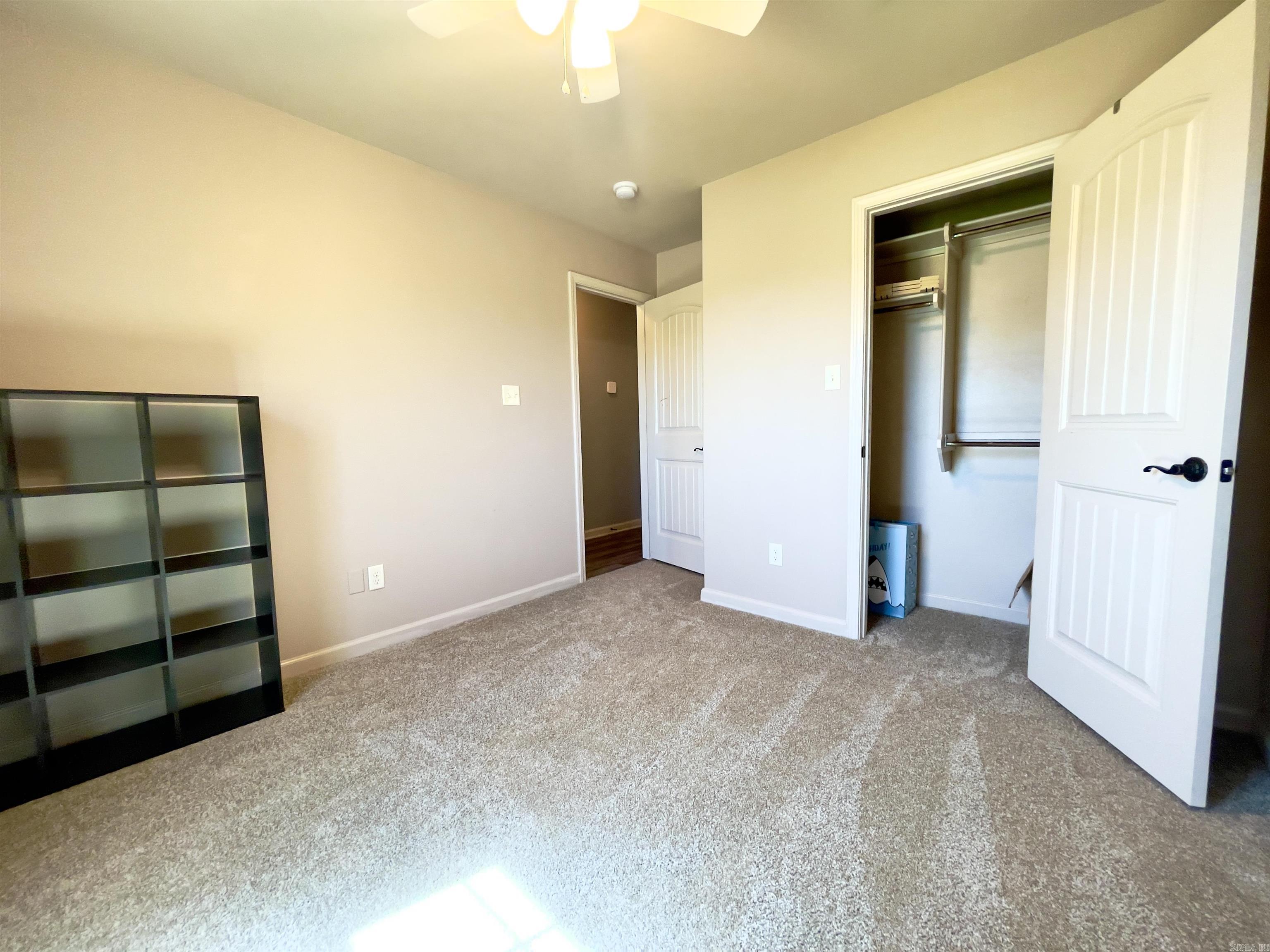 STONEHENGE PLACE - Residential