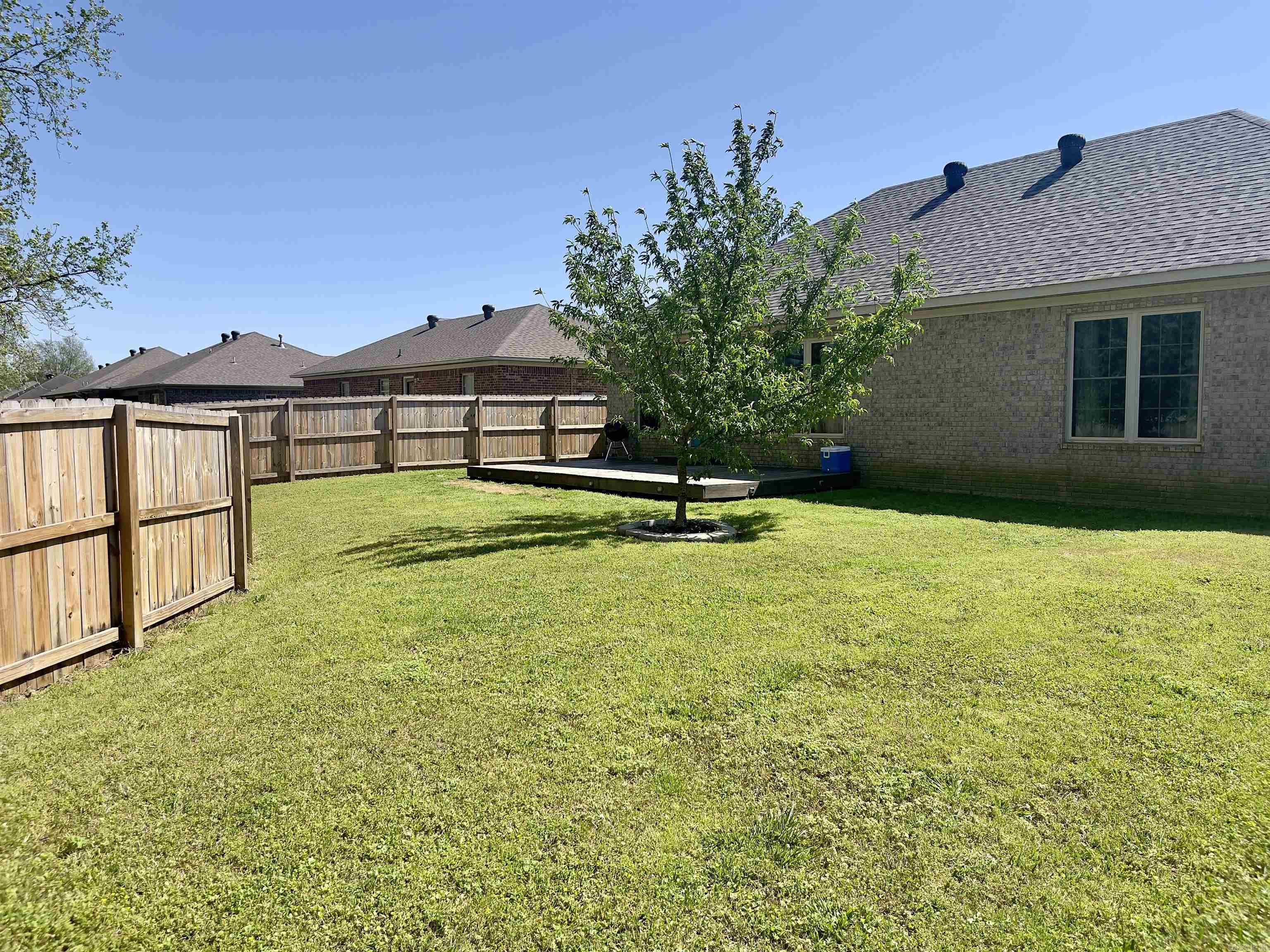 STONEHENGE PLACE - Residential