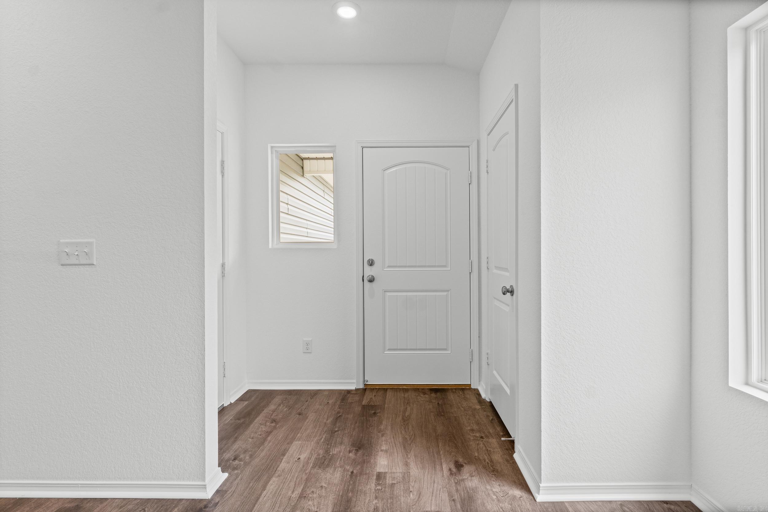 DEERFIELD ESTATES - Residential