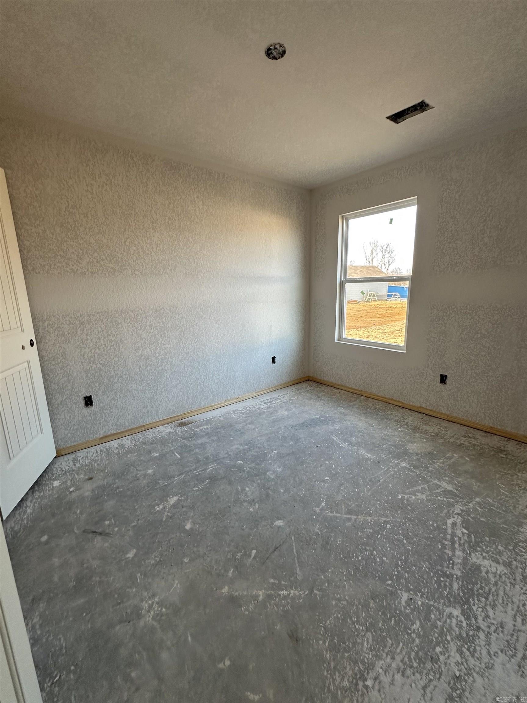 DEERFIELD ESTATES - Residential