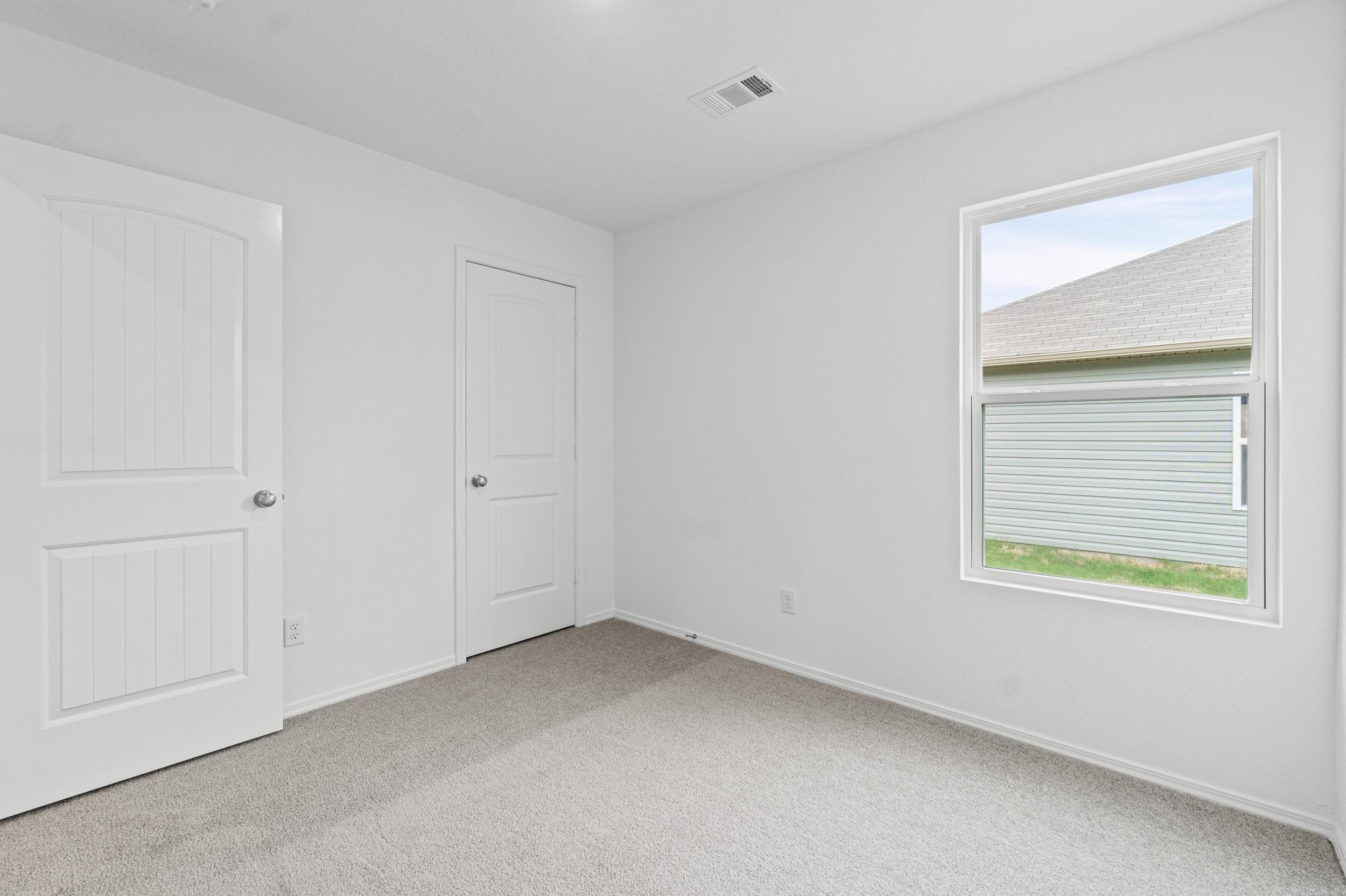 DEERFIELD ESTATES - Residential