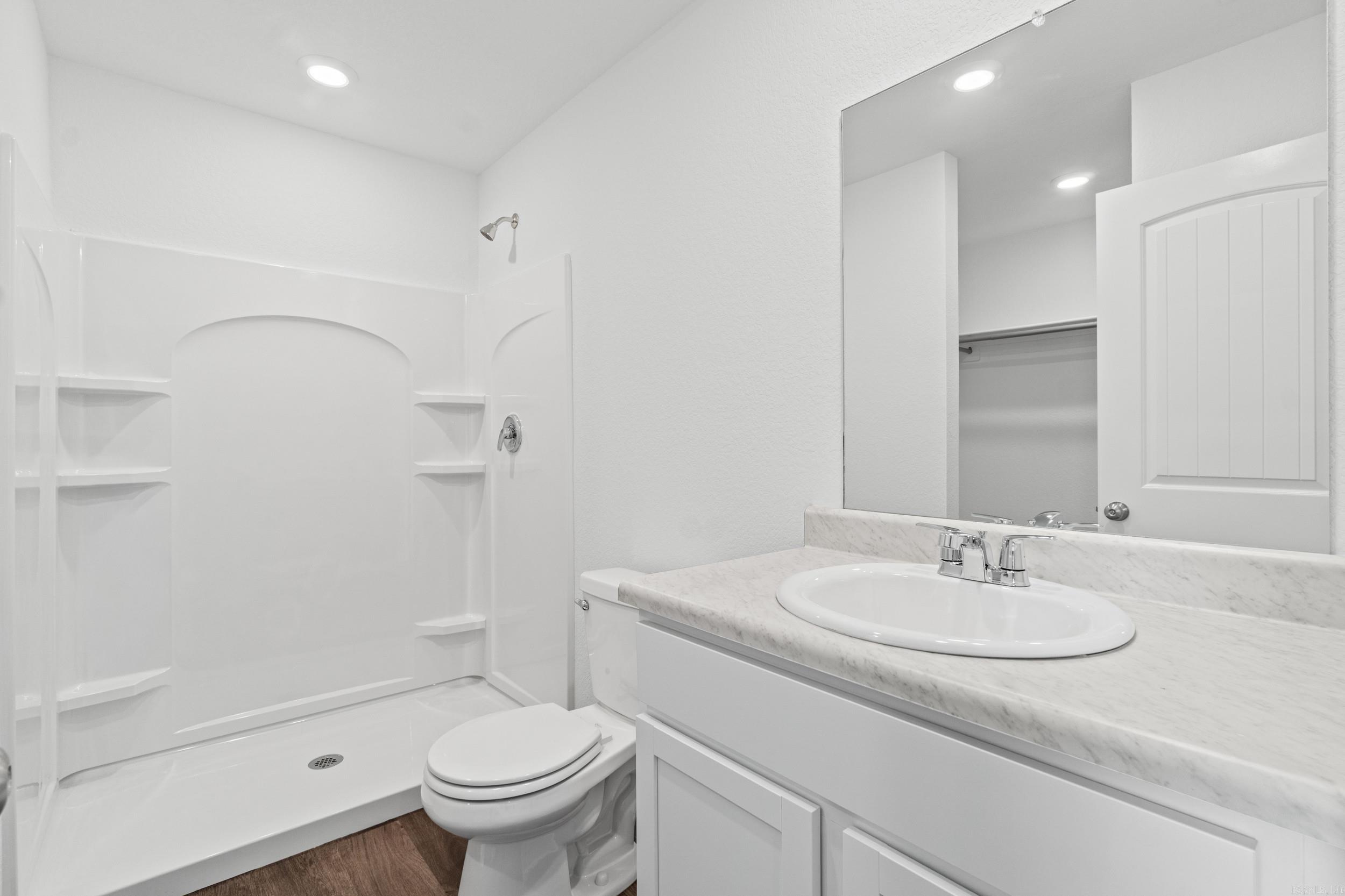 DEERFIELD ESTATES - Residential