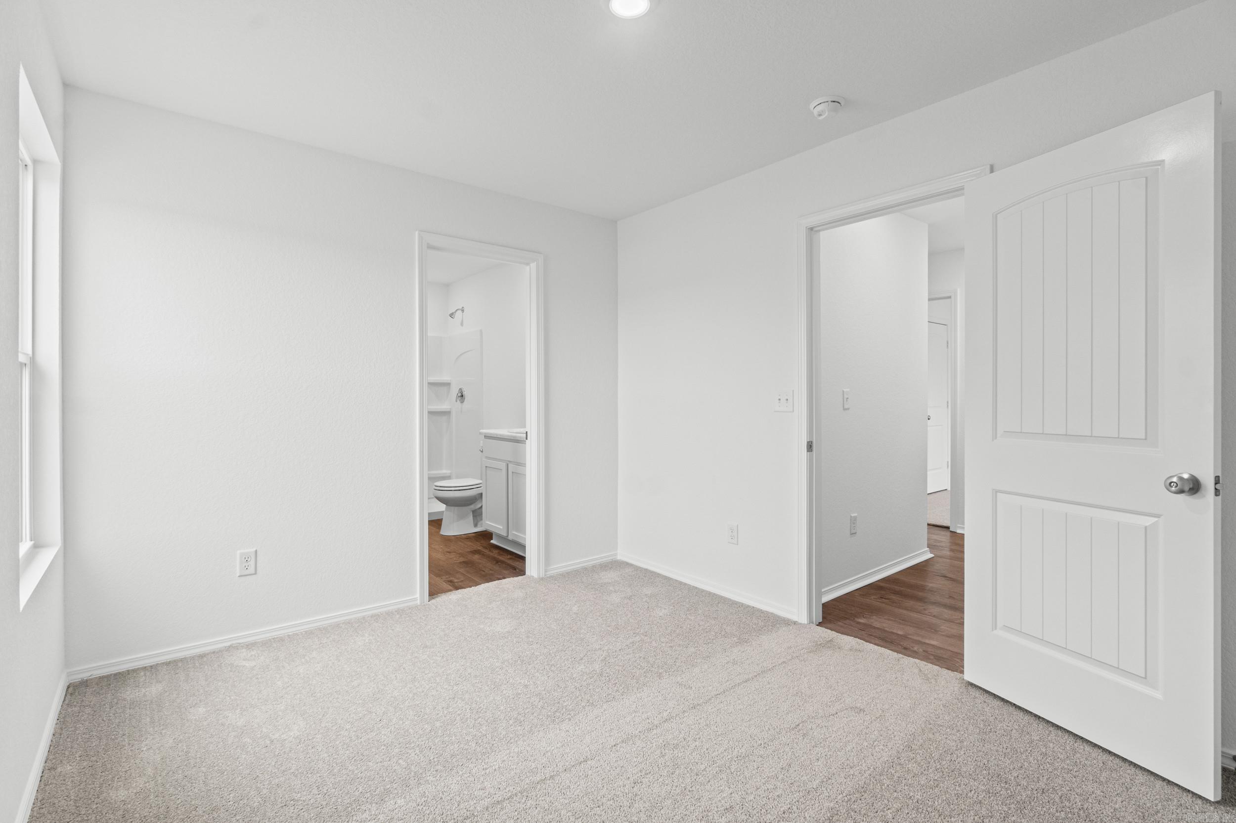 DEERFIELD ESTATES - Residential