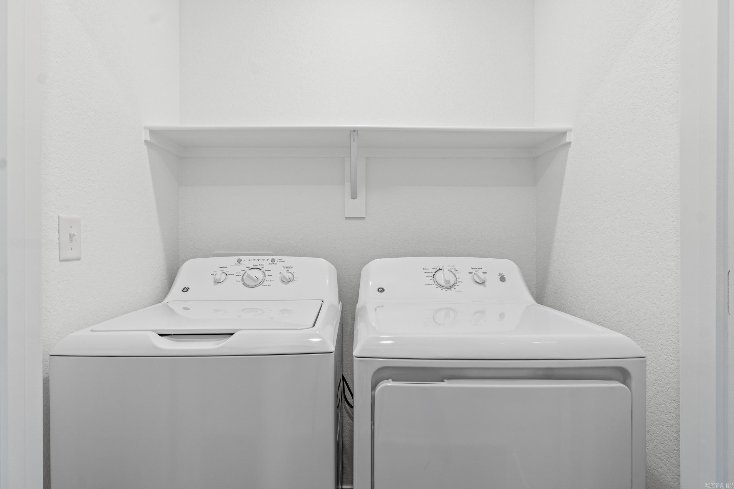 DEERFIELD ESTATES - Residential