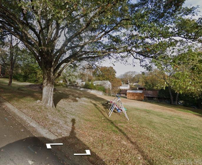 Willowbrook #111 Dev #11 - Land