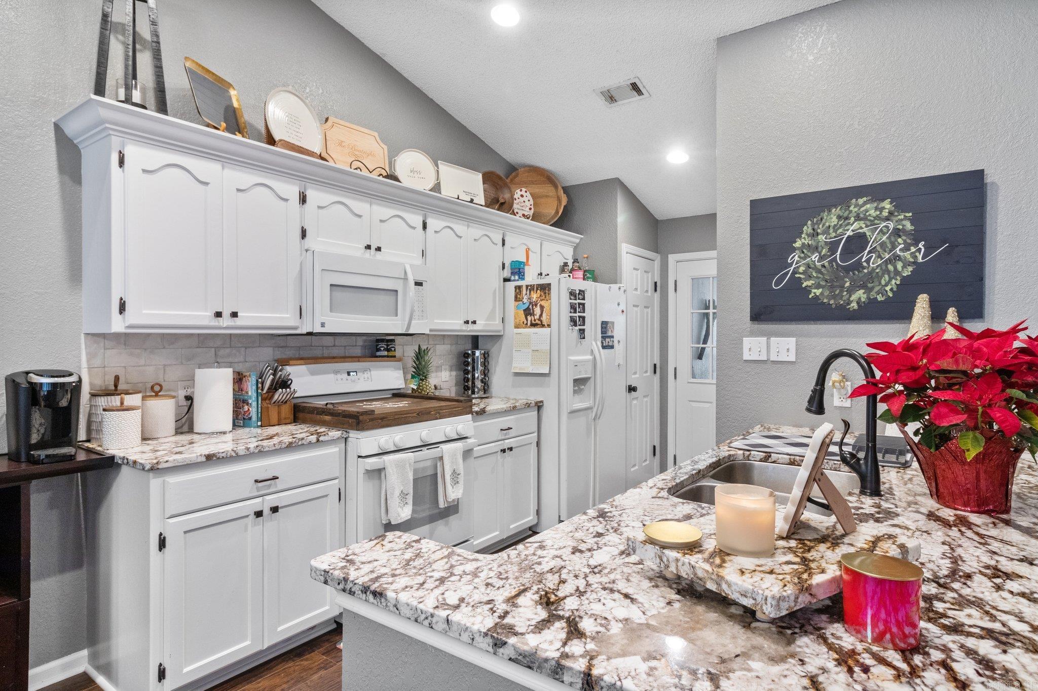 White Oaks Phase III - Residential