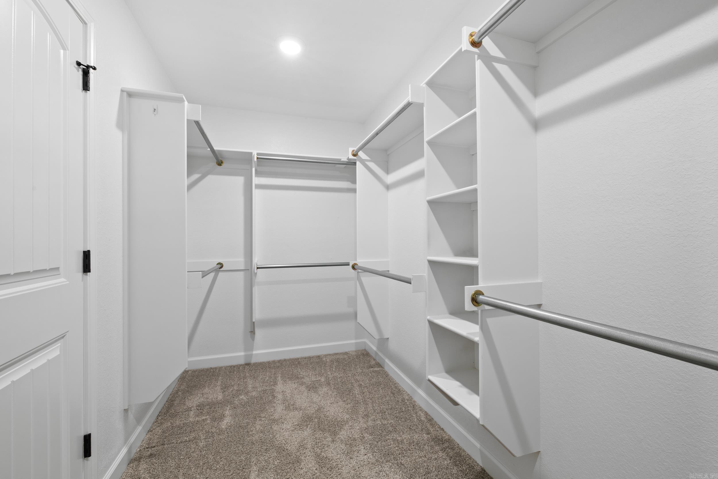 AUTUMN BROOKE - Residential