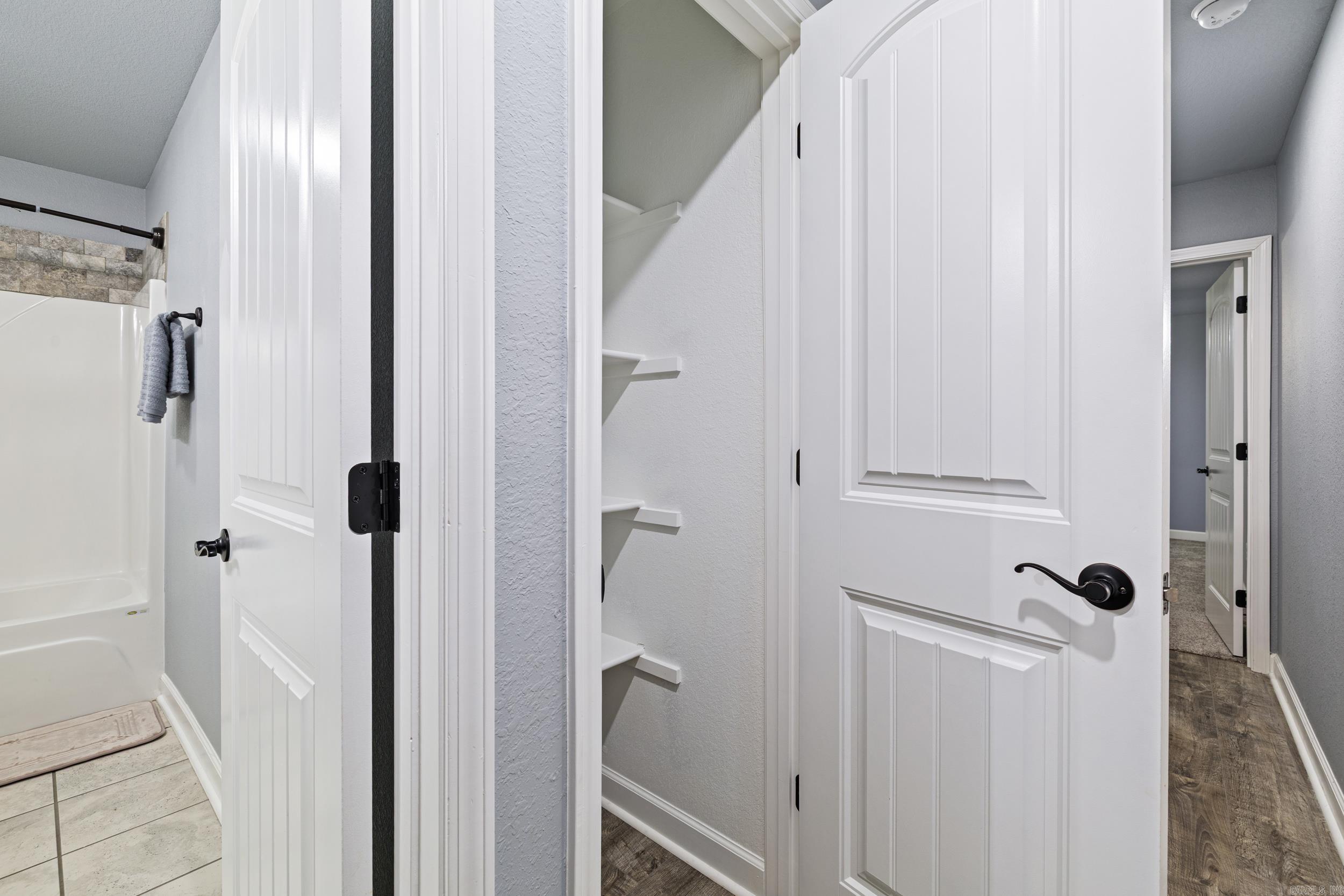 AUTUMN BROOKE - Residential