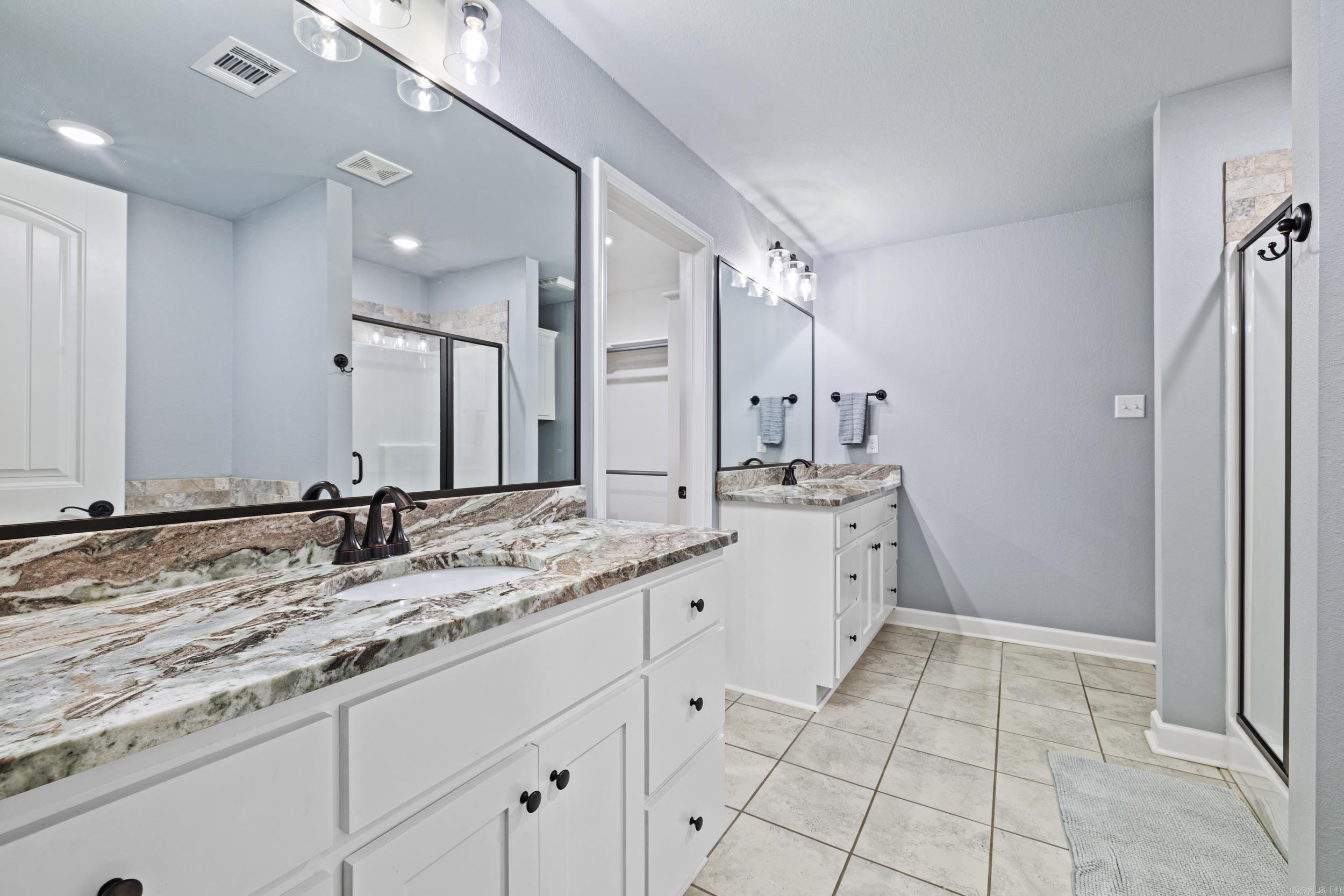 AUTUMN BROOKE - Residential