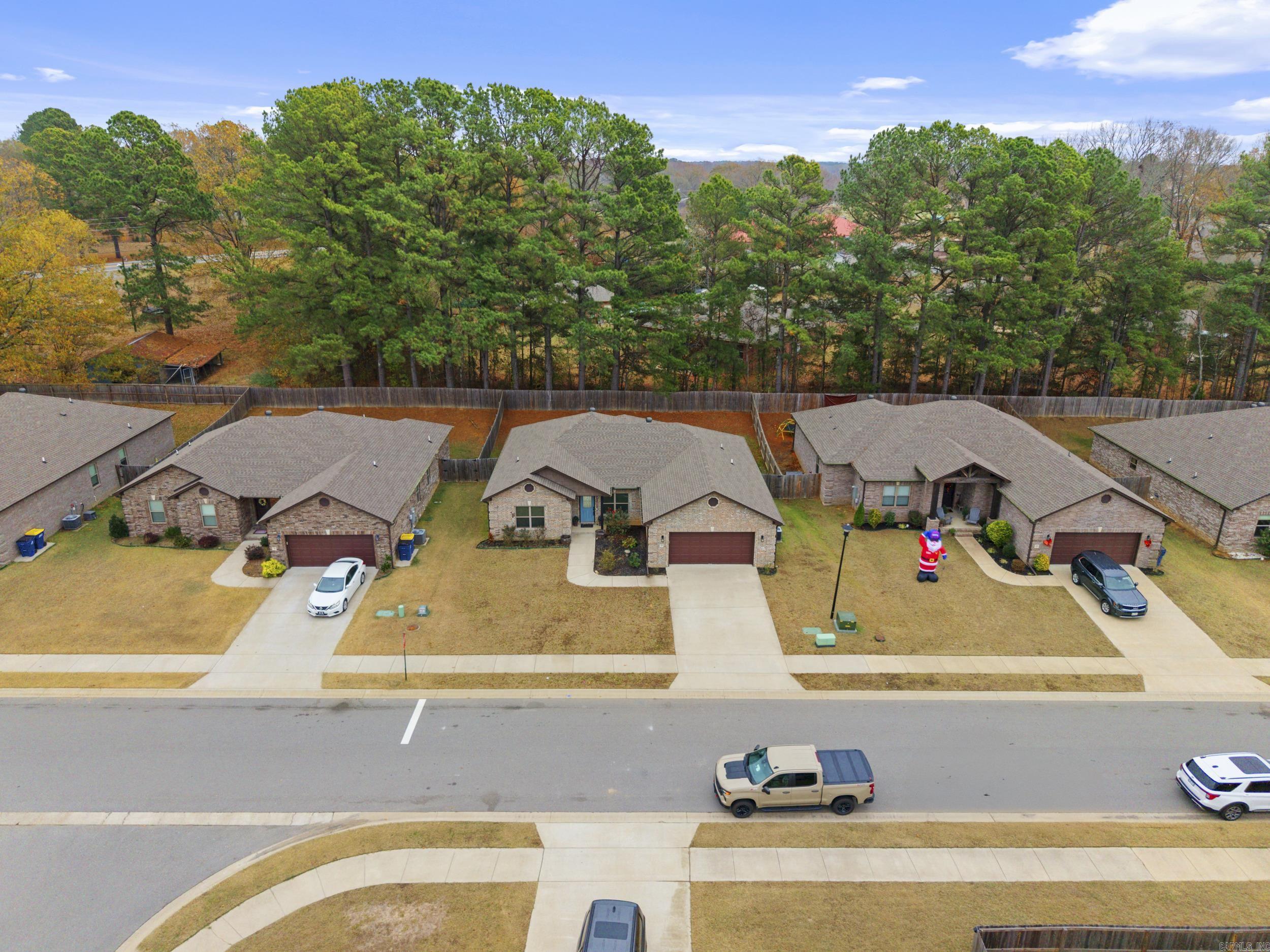 AUTUMN BROOKE - Residential