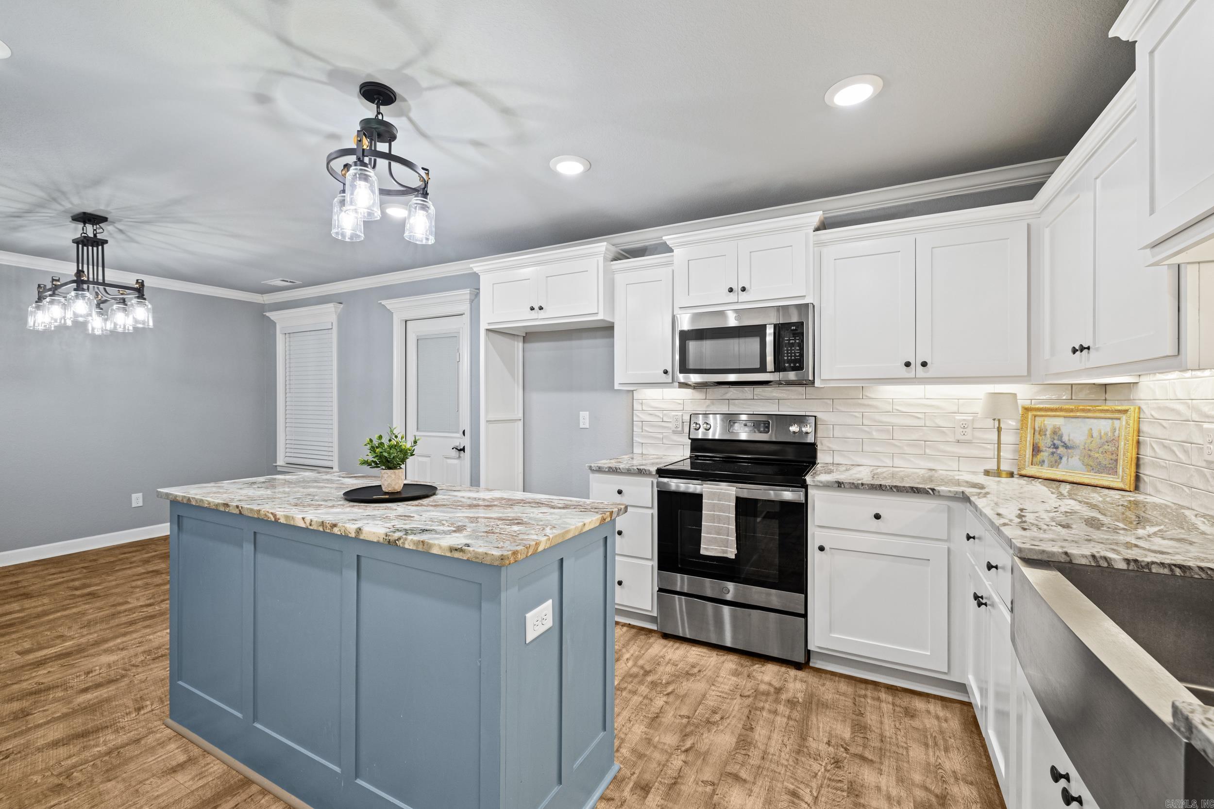 AUTUMN BROOKE - Residential