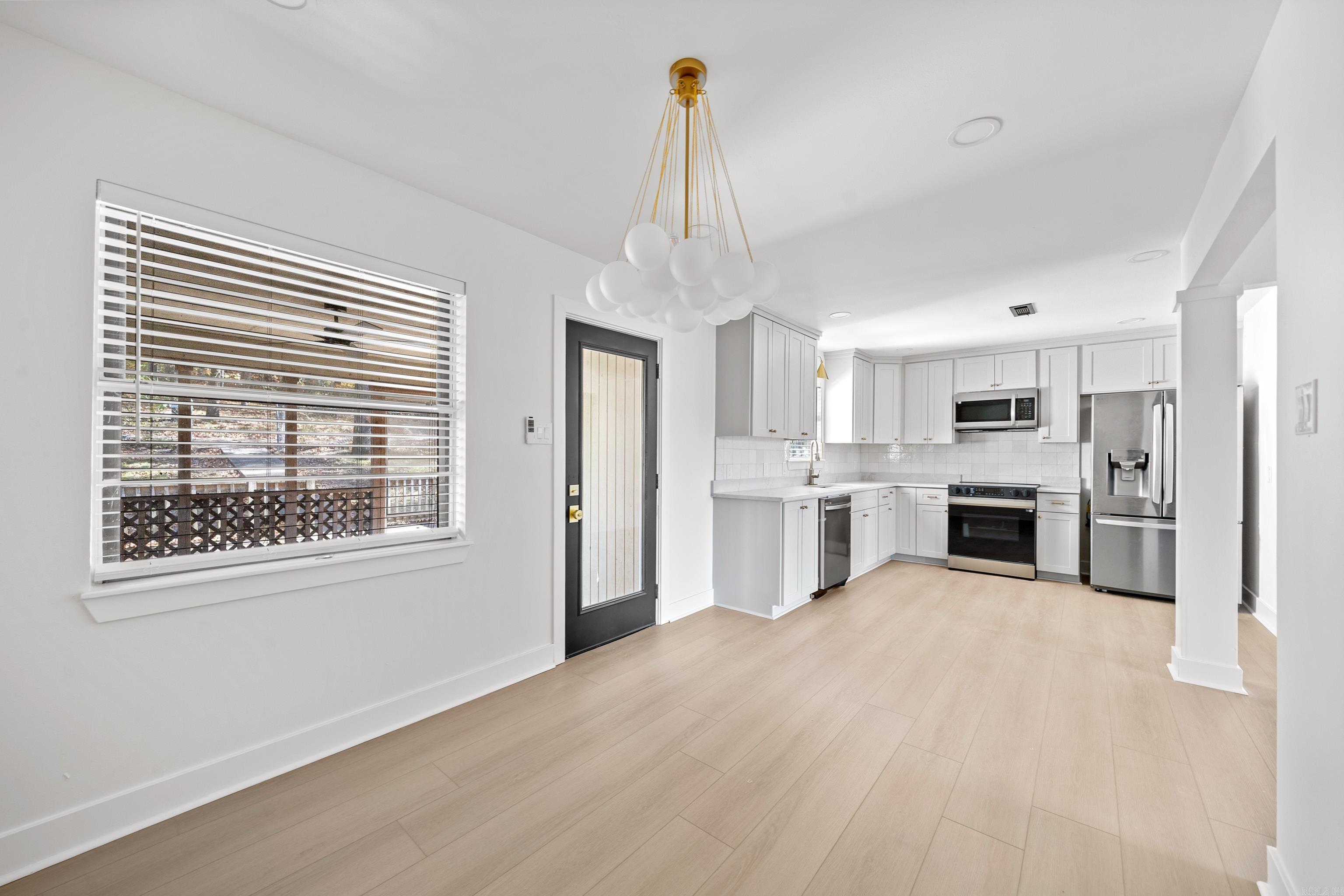 ECHO VALLEY PARK - Residential