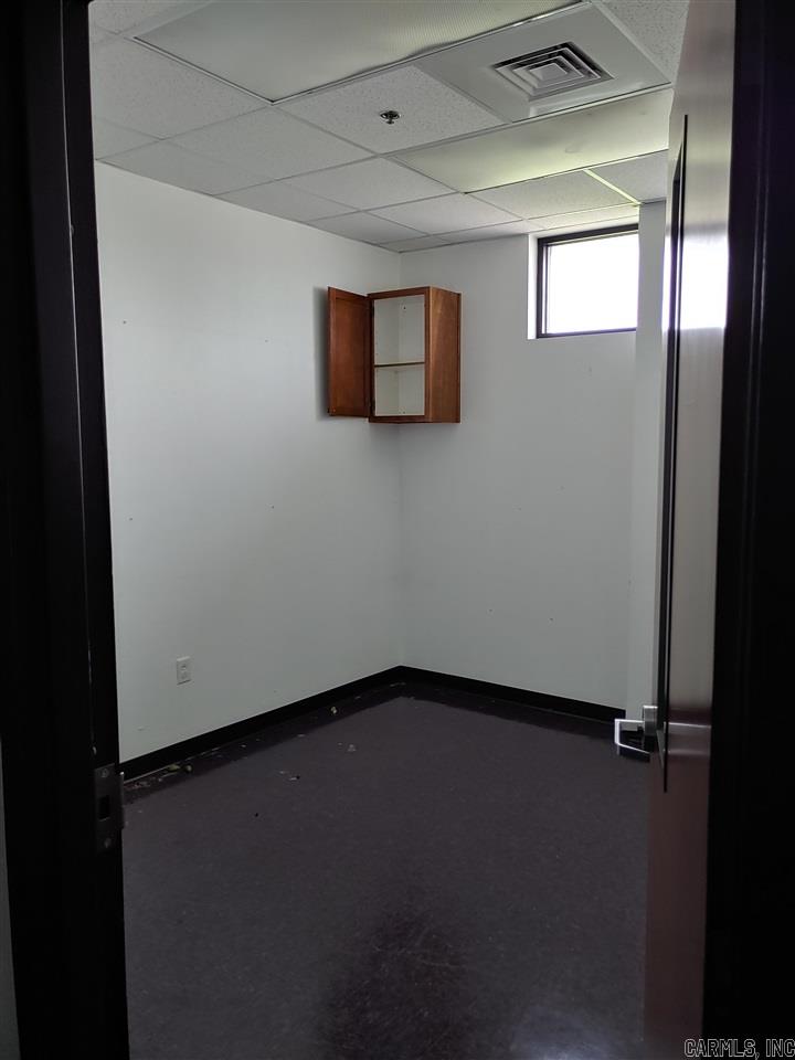 East Airport 1st - Commercial Sale