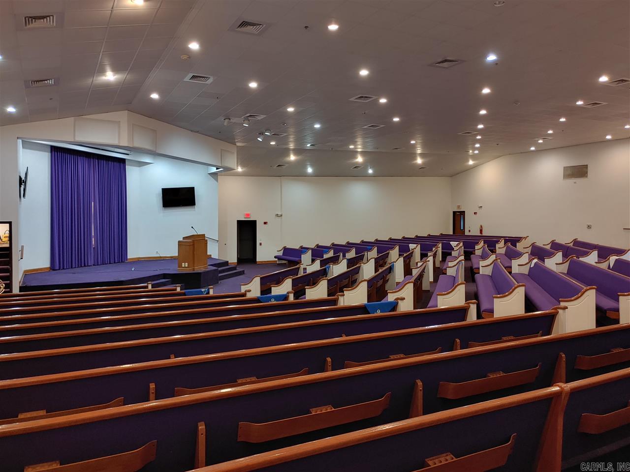 East Airport 1st - Commercial Sale