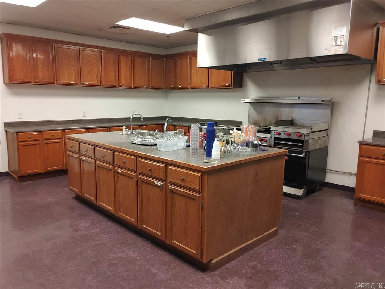 East Airport 1st - Commercial Sale