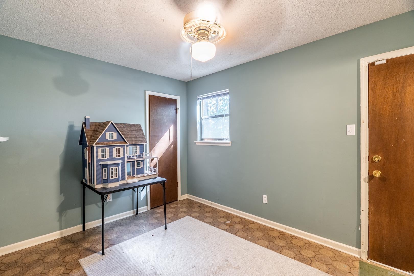 TURTLE CREEK - Residential