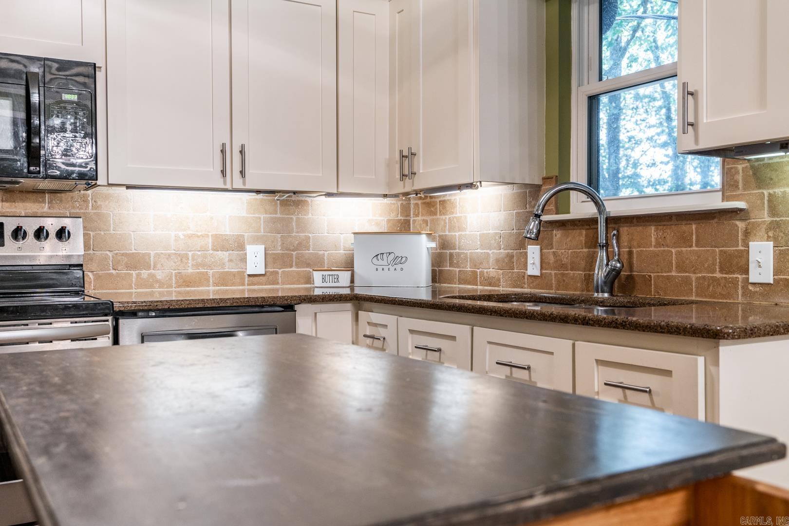 TURTLE CREEK - Residential