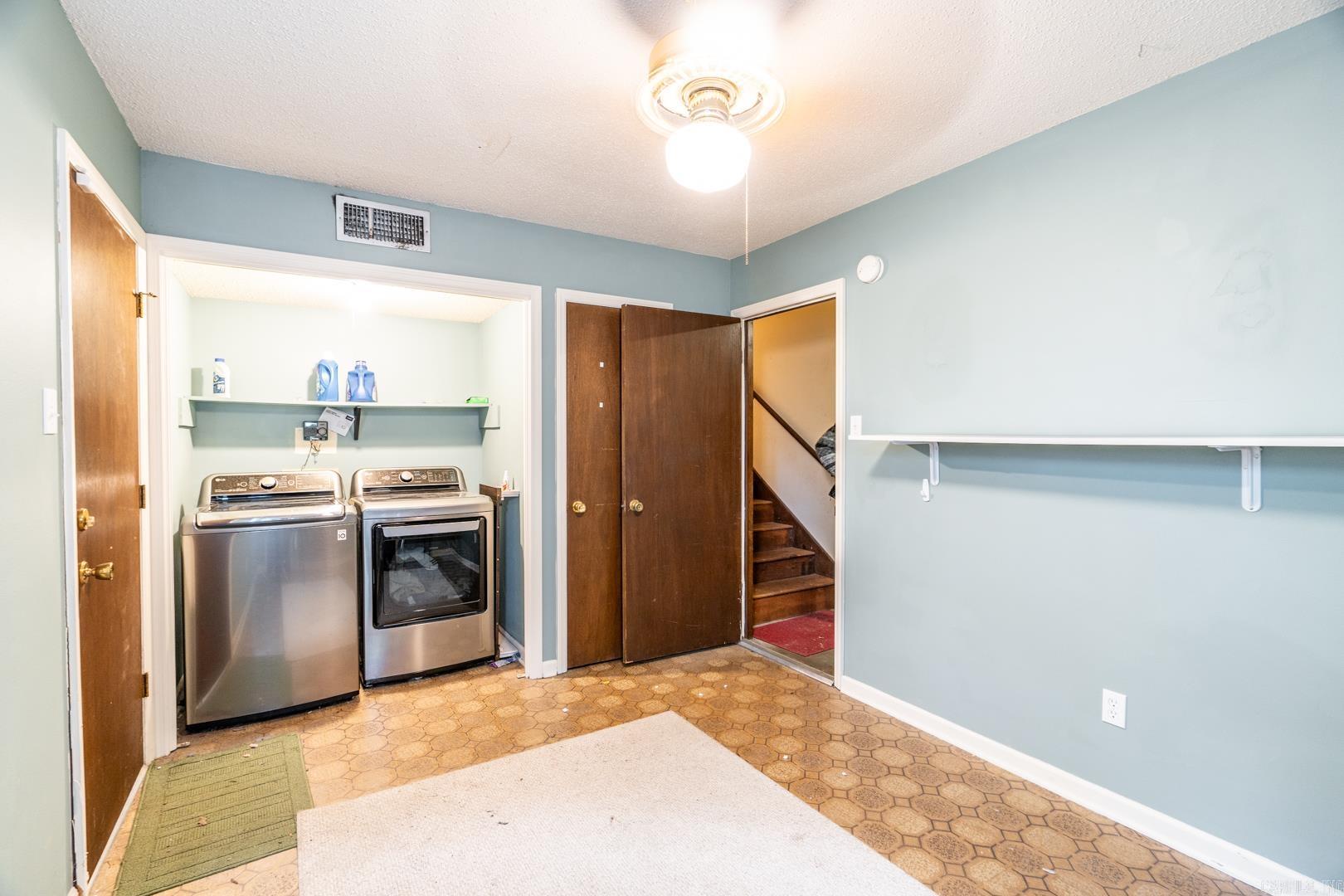 TURTLE CREEK - Residential