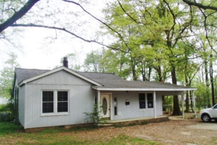 3 Bedroom, 2 full bath on 0.39 acres.  Home being sold "As Is"