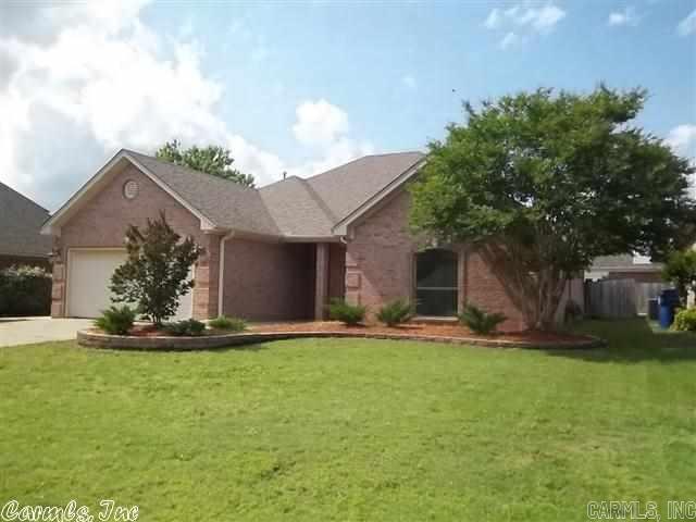 Completely renovated, one level brick located on quiet cul-de-sac. Open floor plan, travertine and hardwoods in kitchen and bedrooms. Updated kitchen in 2020- granite, white tile backsplash, painted cabinets, paint, stainless sink, stainless steel new cooktop stove and microwave. Versatile floor plan- 3 bedrooms and office or 4th bedroom. Three sided gas log fireplace. Roof and gutters 2015, A/C and garage door 2017. Move-in ready!