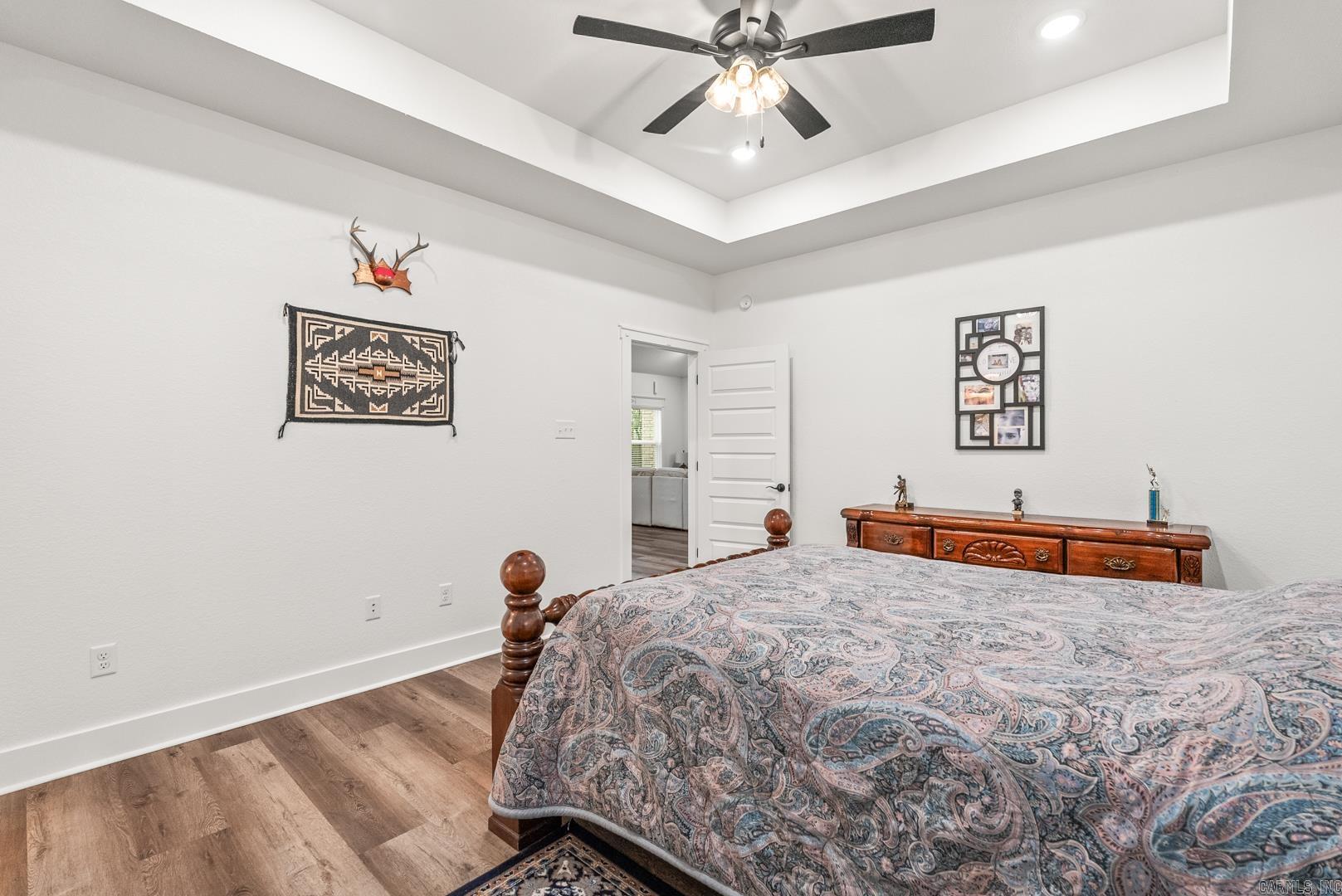 ULES WATSON PLACE - Residential