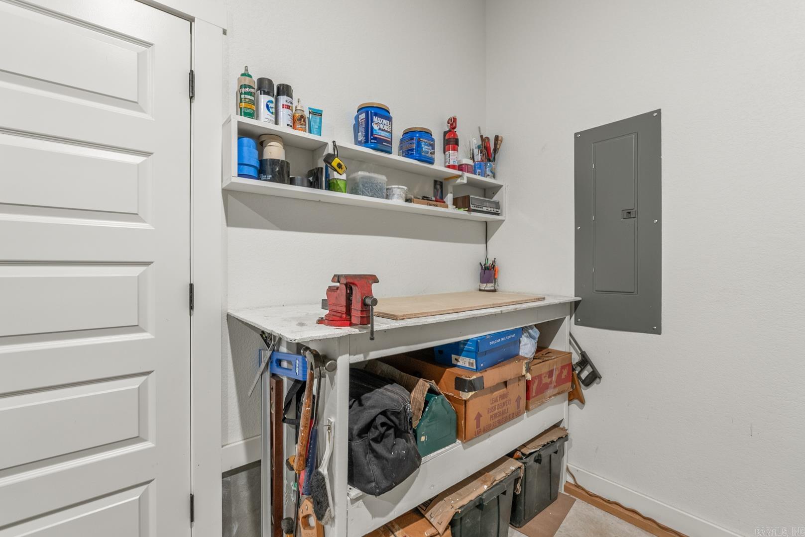 ULES WATSON PLACE - Residential