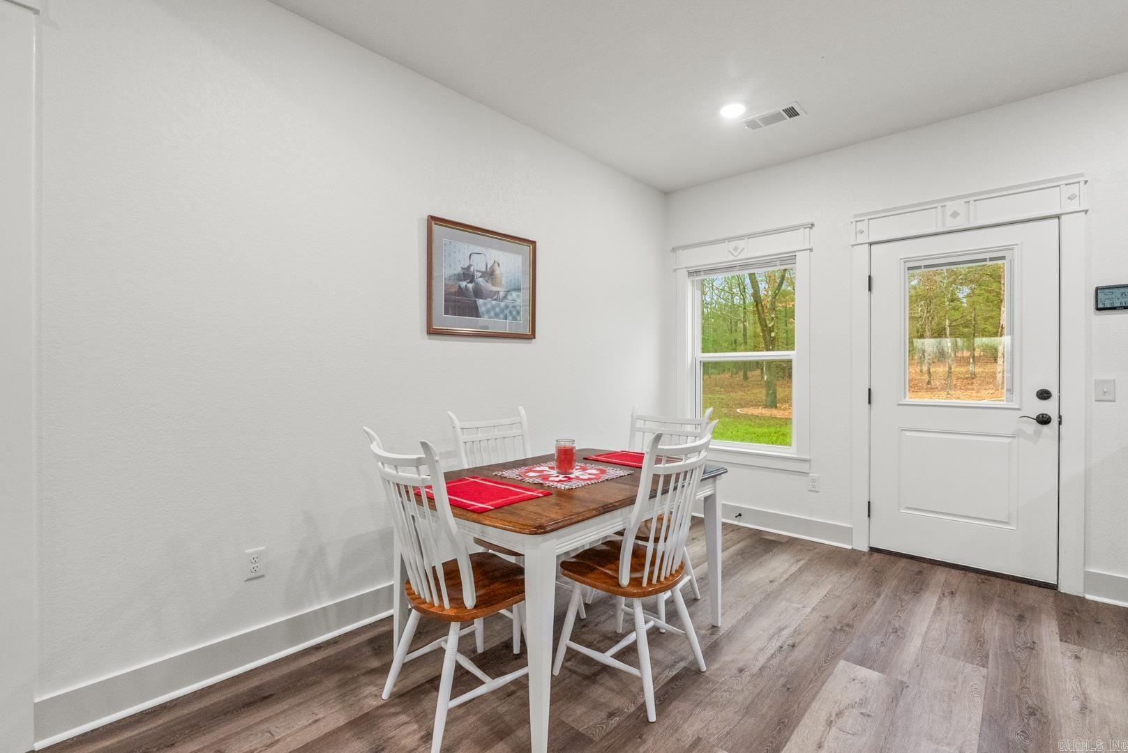 ULES WATSON PLACE - Residential