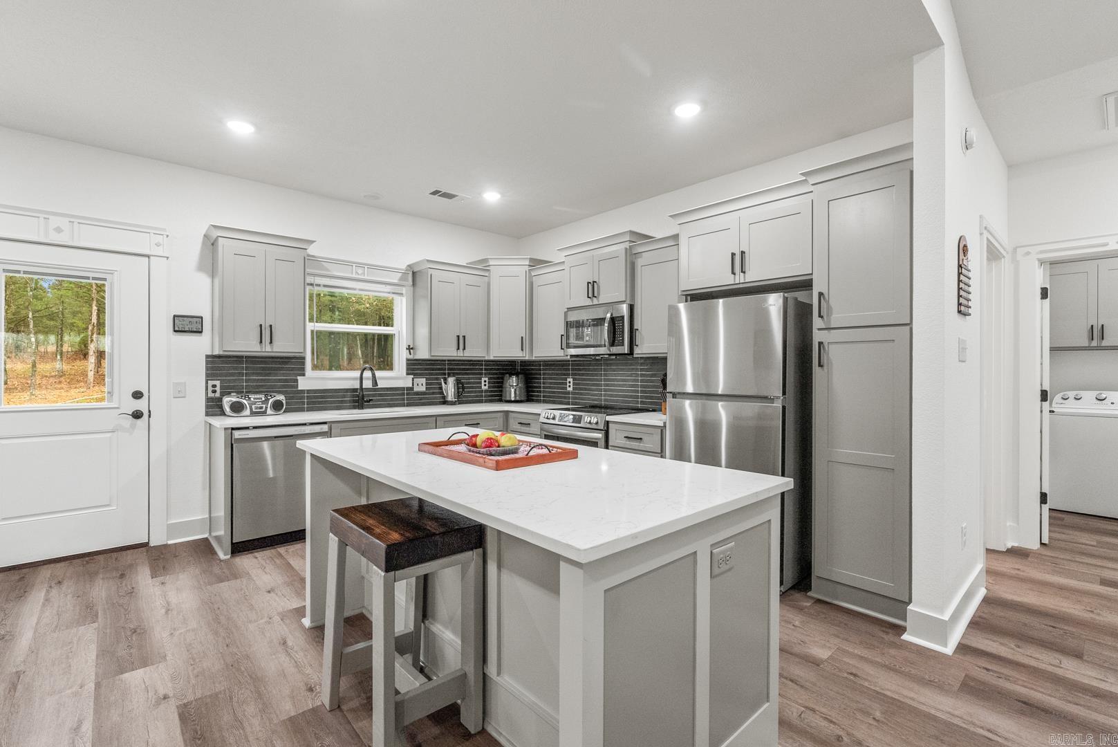 ULES WATSON PLACE - Residential