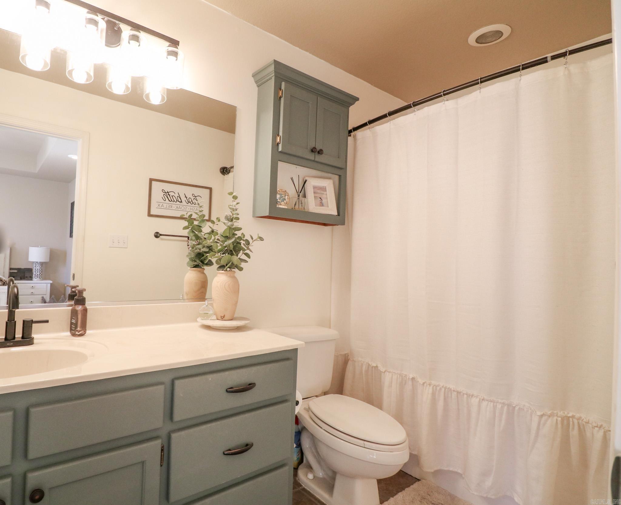 Len-Ford Village - Residential