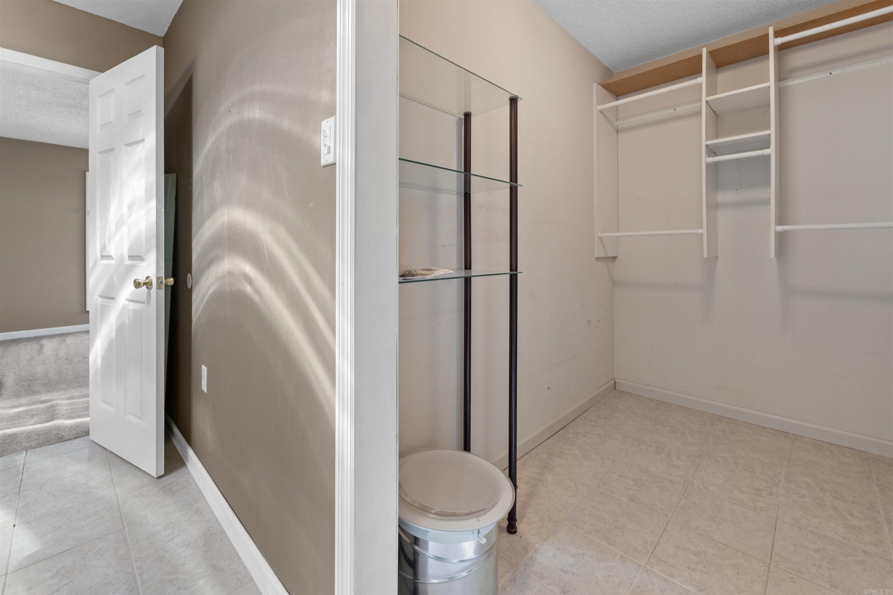 J JONES ADDN - Residential