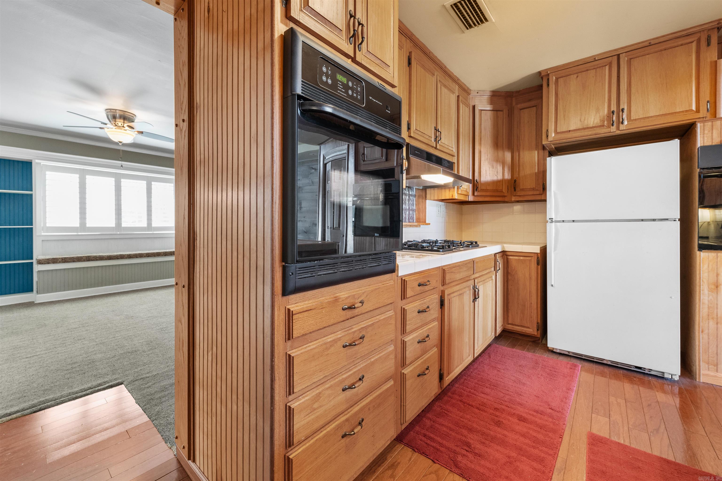 J JONES ADDN - Residential