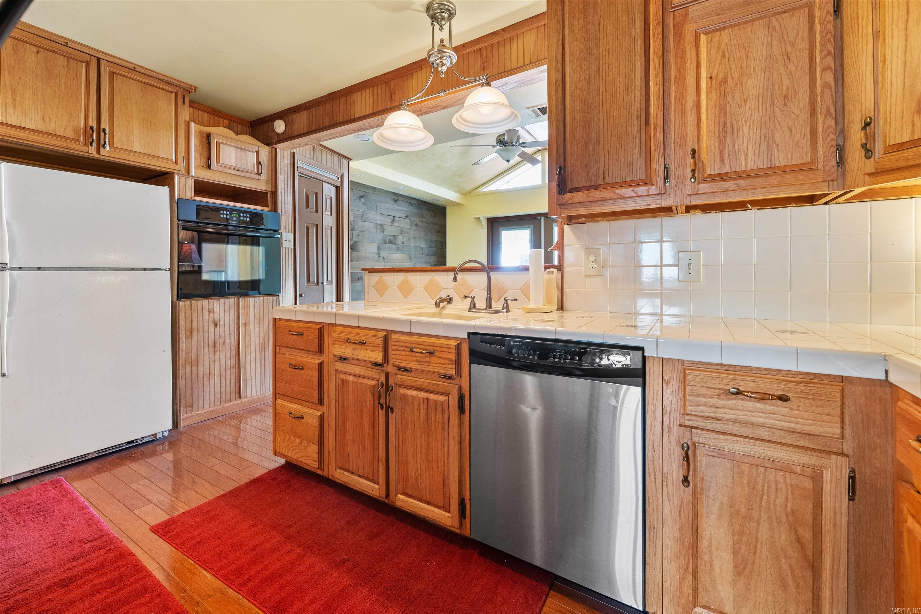 J JONES ADDN - Residential