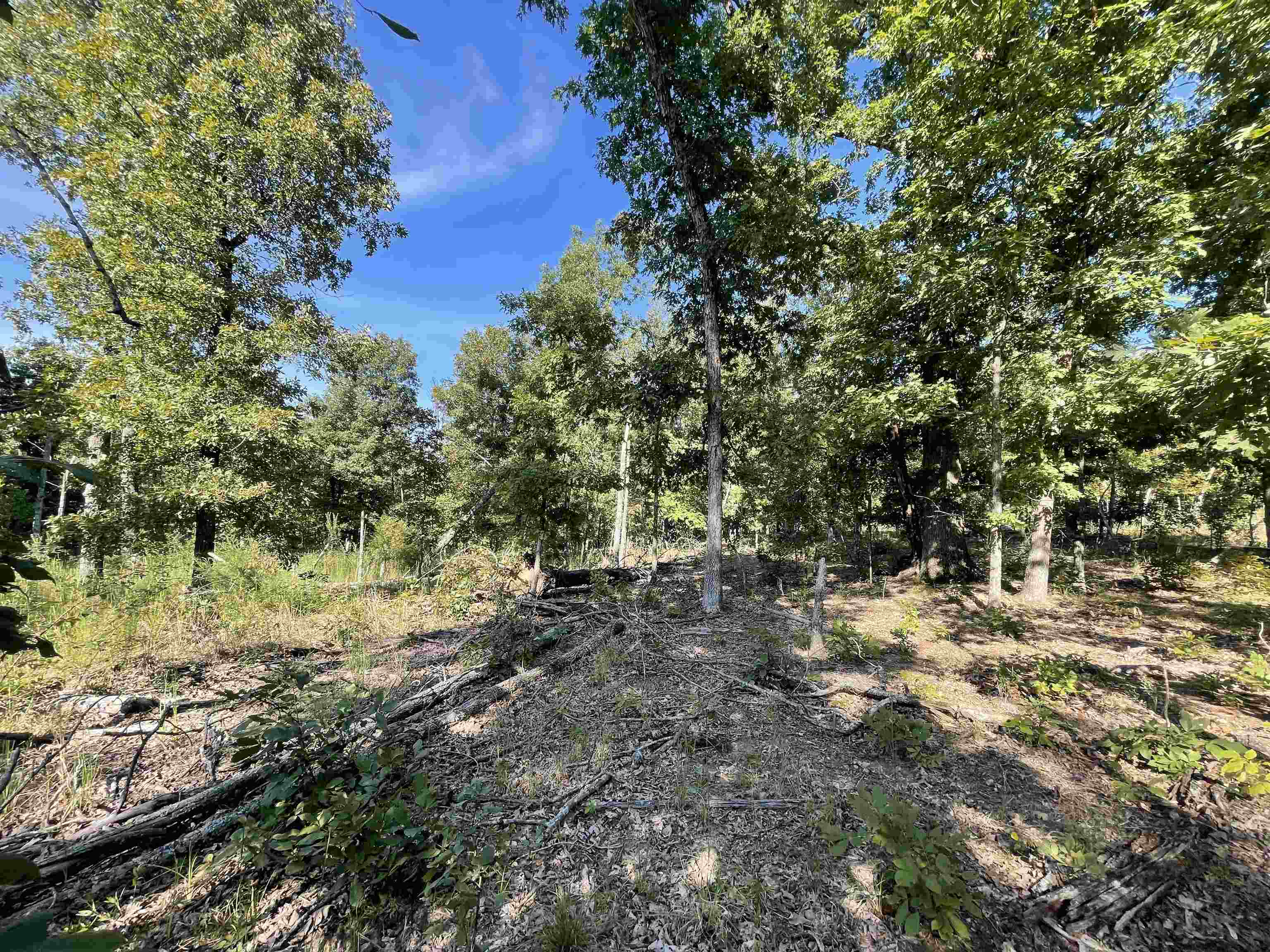 Metes & Bounds - Land