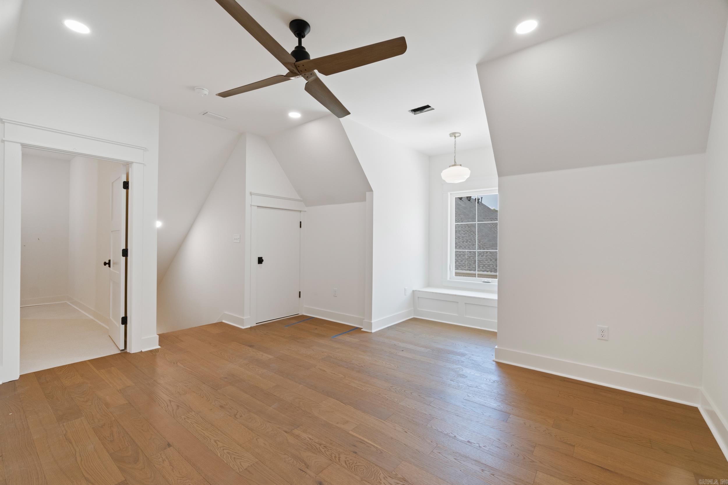 Lands End Estates - Residential