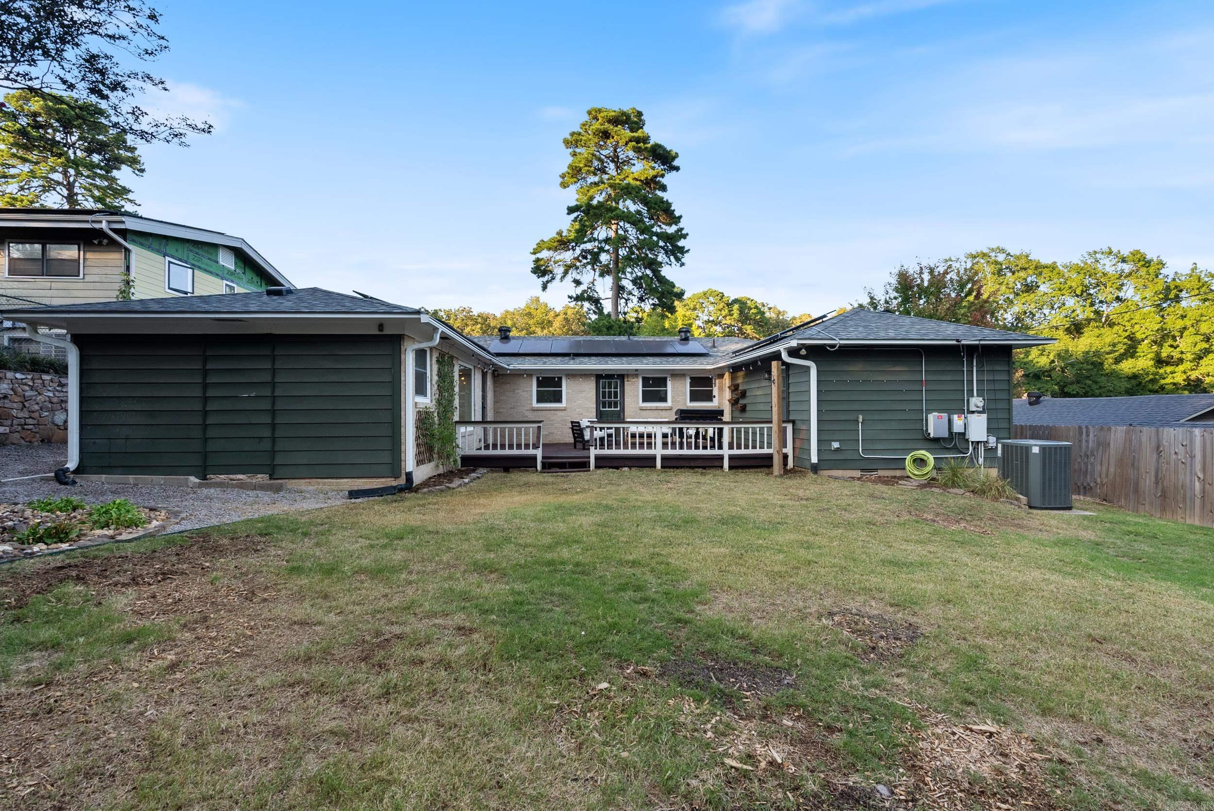 PINE MANOR - Residential