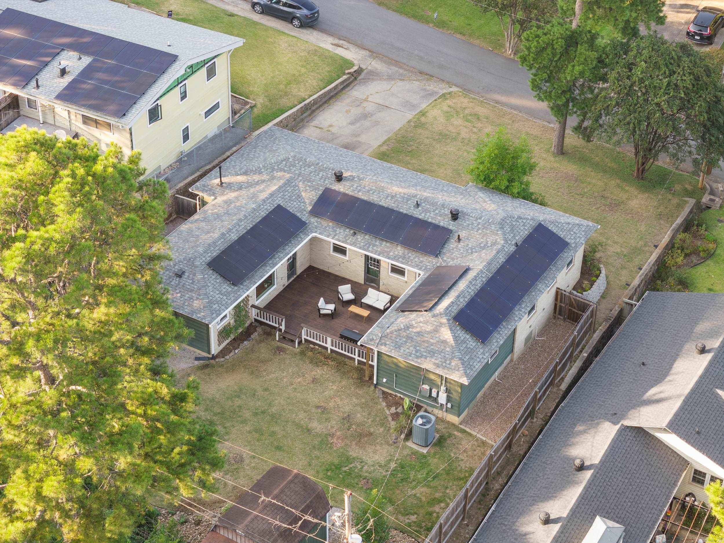 PINE MANOR - Residential