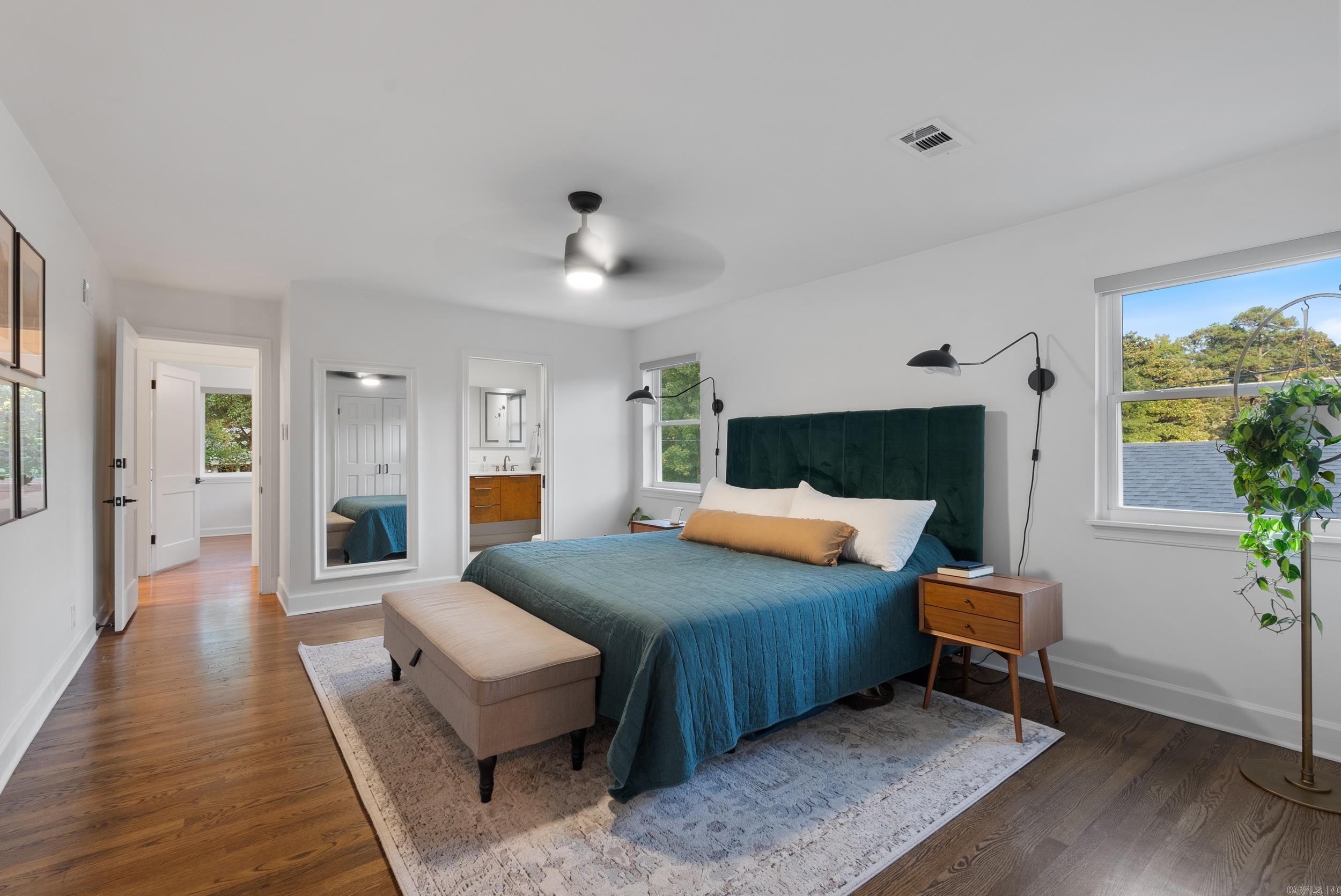 PINE MANOR - Residential