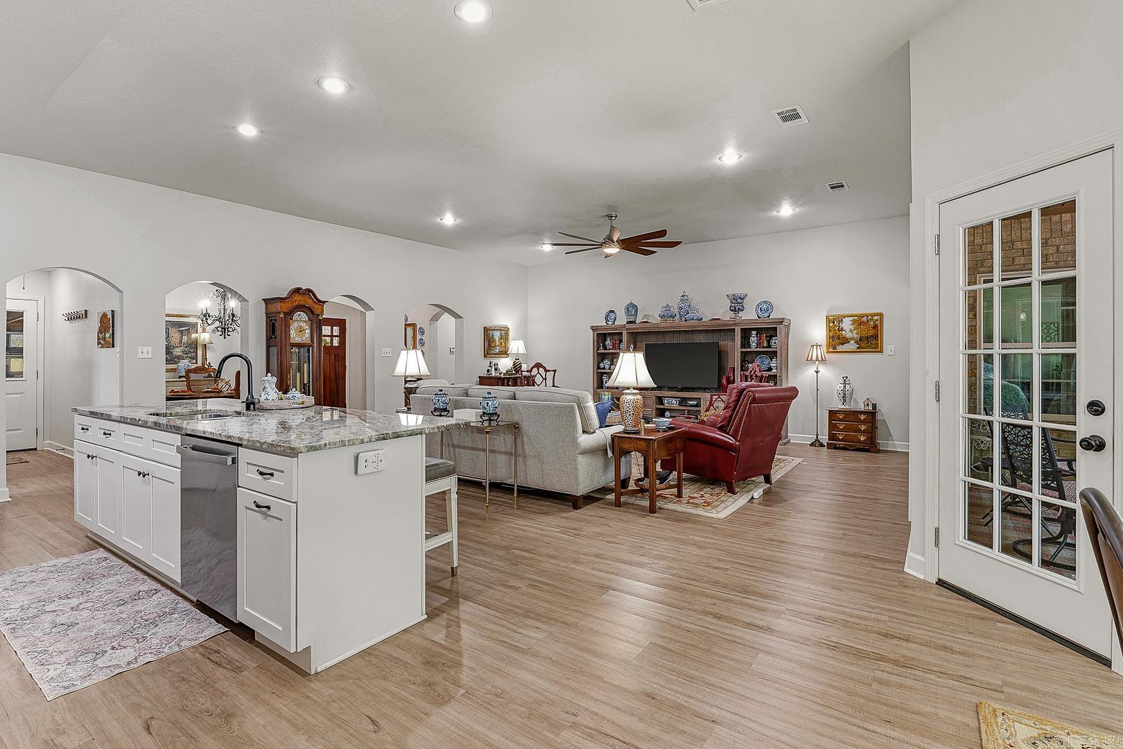 PROSPECT VILLAGE - Residential