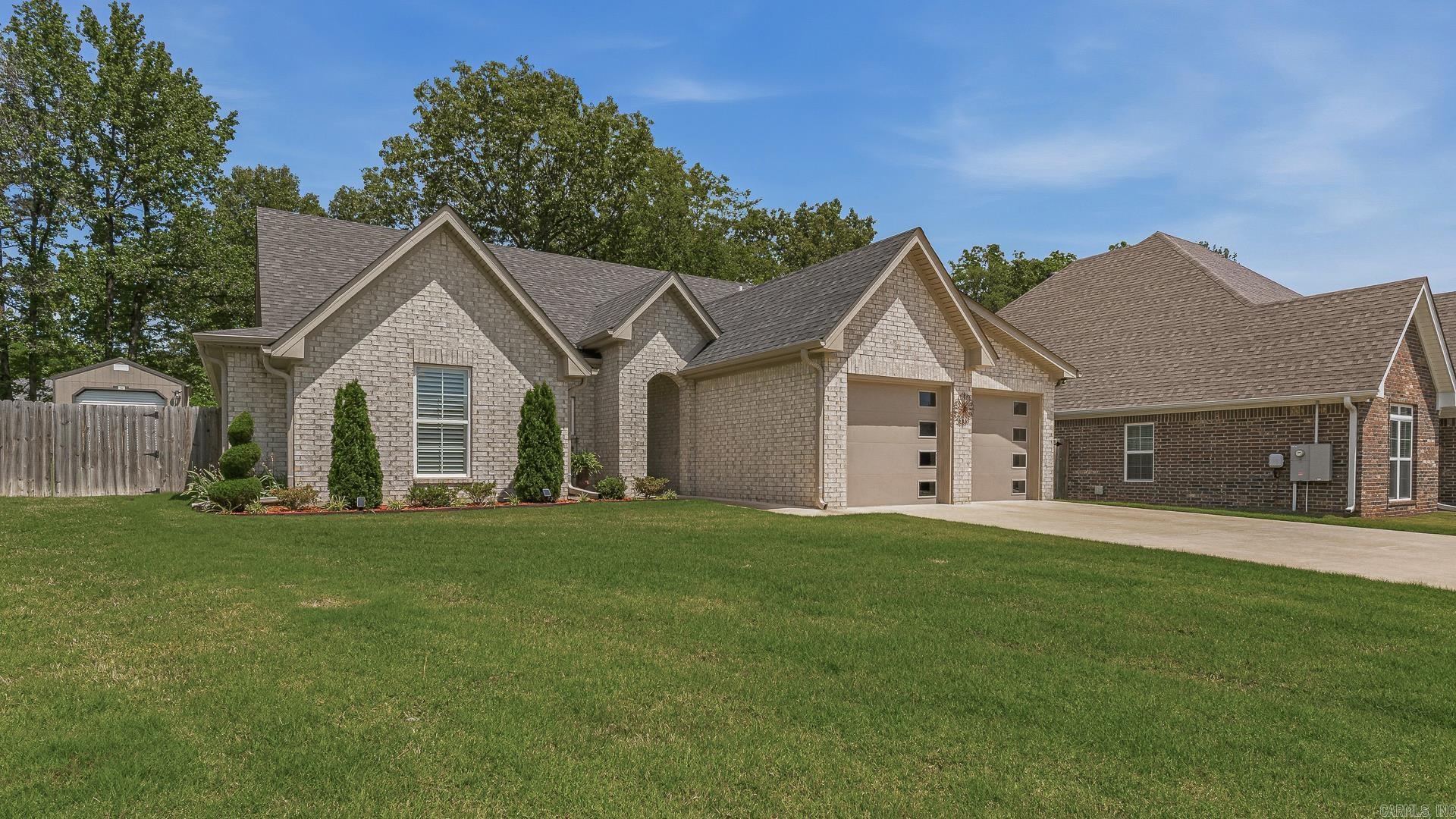 PROSPECT VILLAGE - Residential
