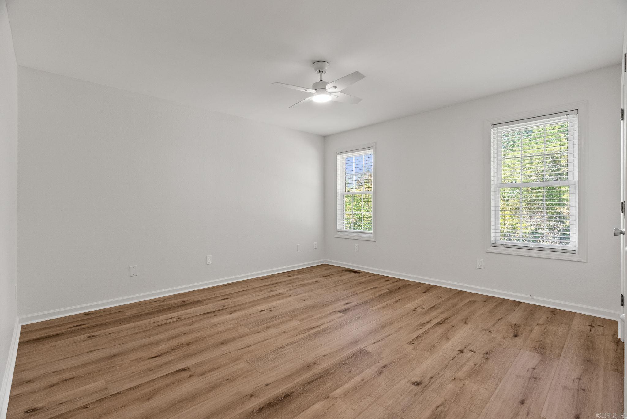 PALISADES HEIGHTS - Residential