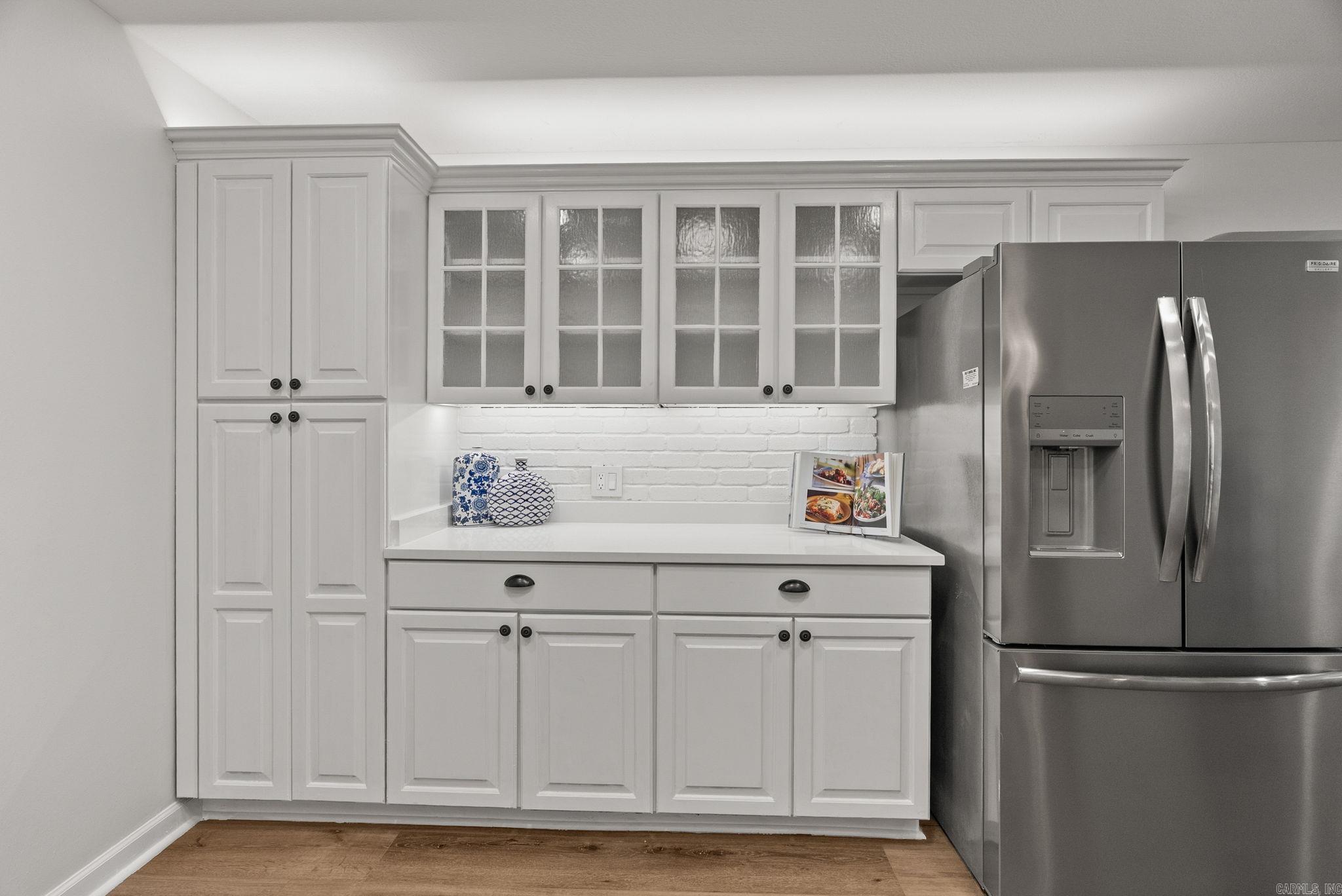 PALISADES HEIGHTS - Residential